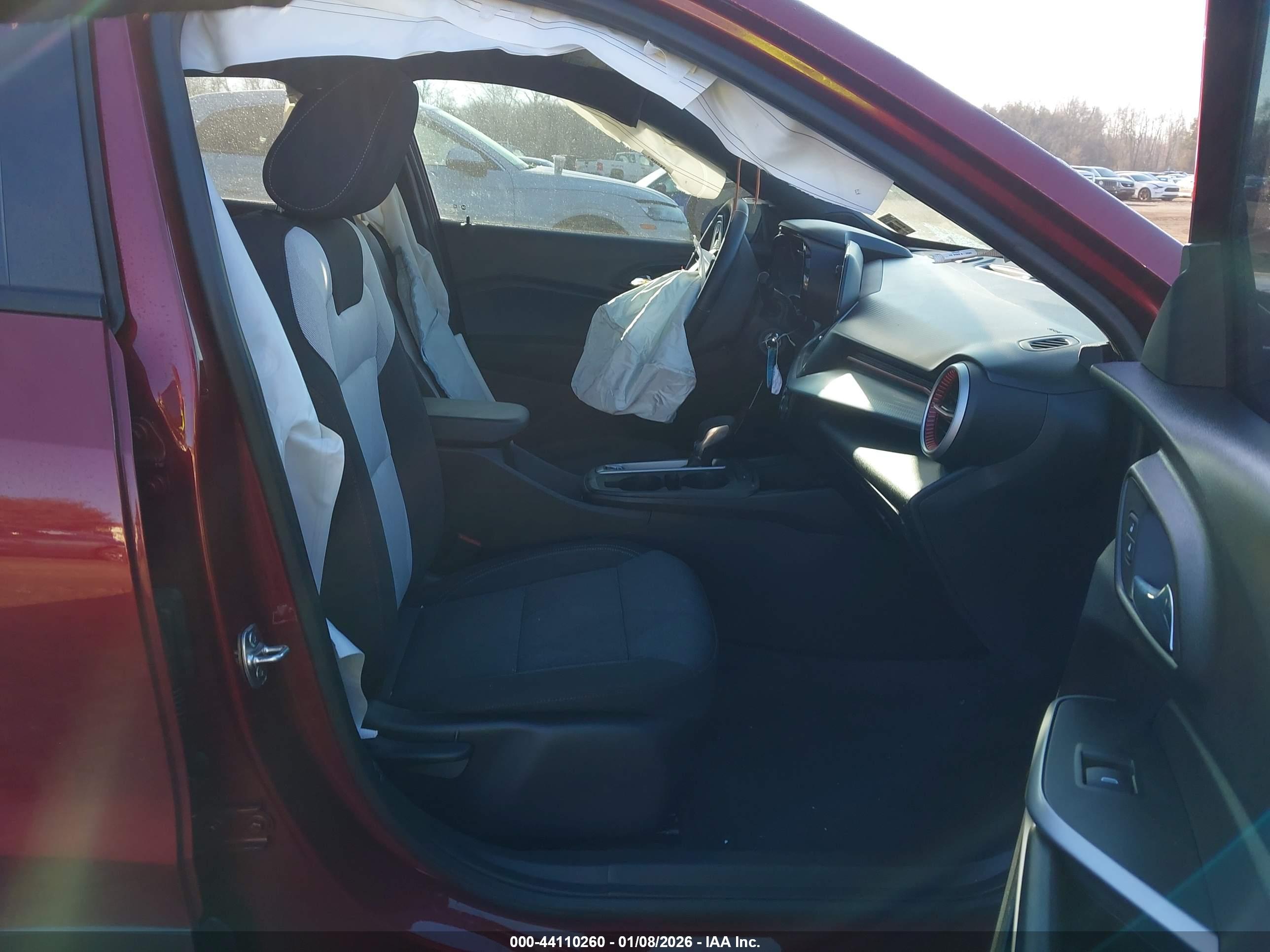 CHEVROLET TRAX image 5
