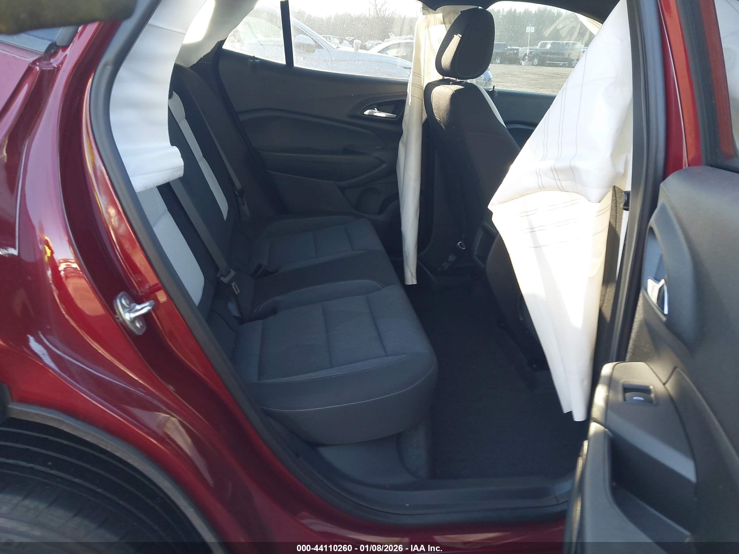 CHEVROLET TRAX image 8