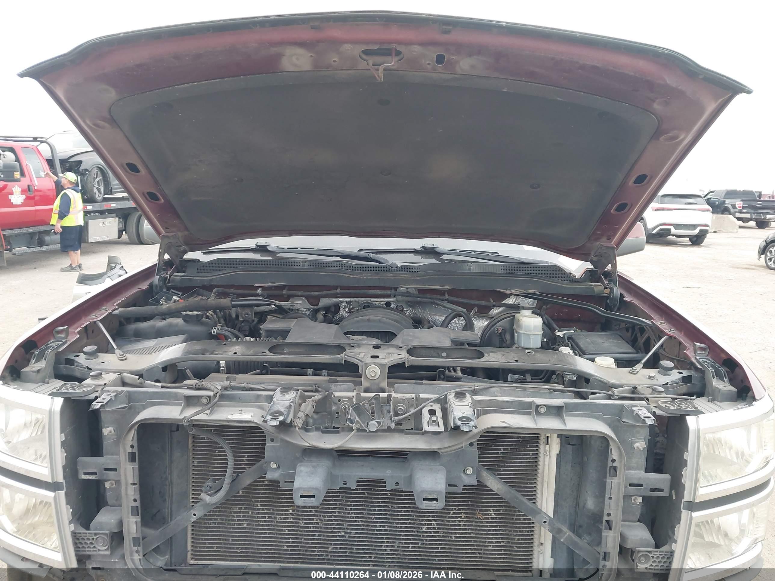 CHEVROLET SILVERADO image 10