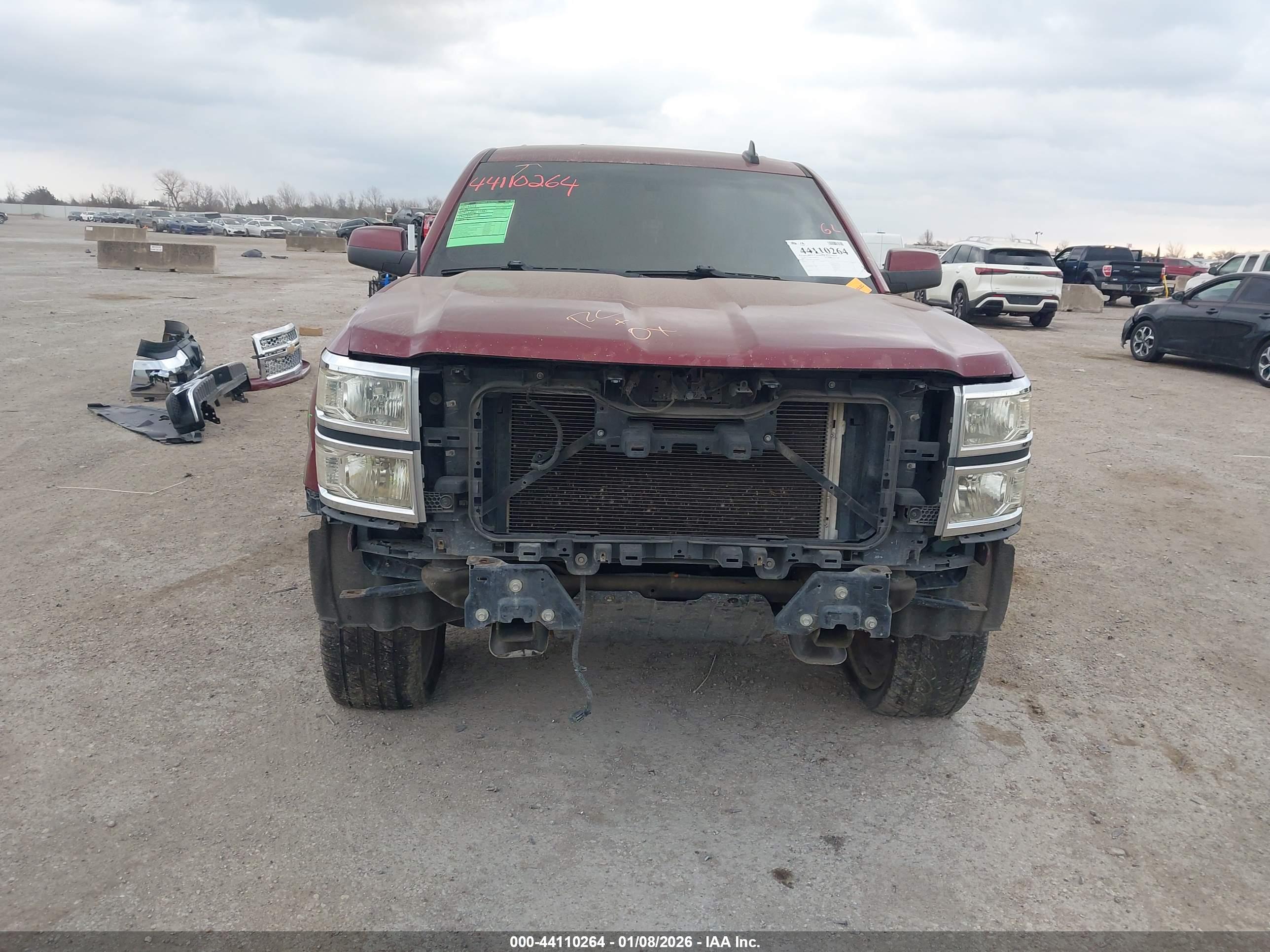 CHEVROLET SILVERADO image 6