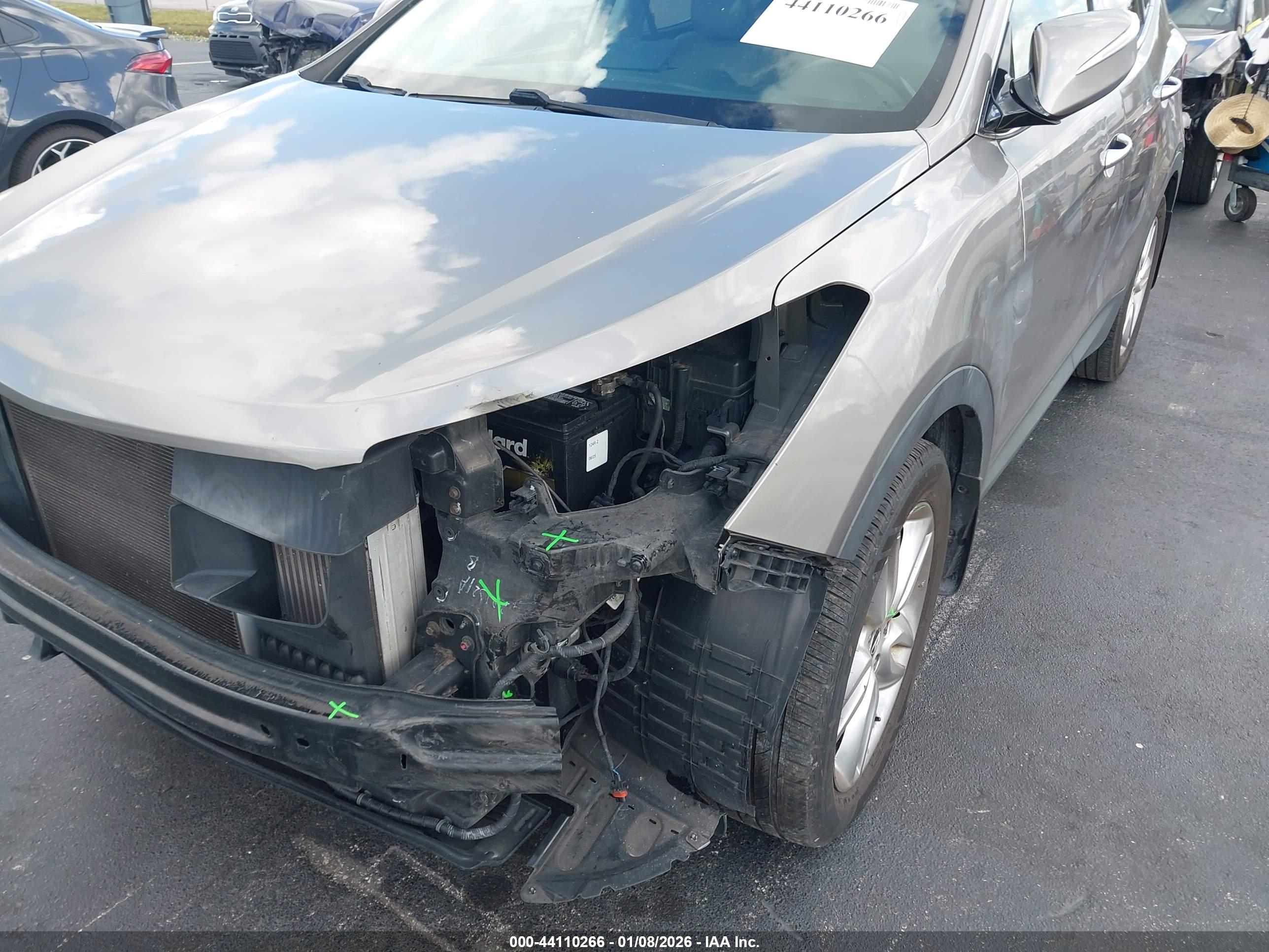 HYUNDAI SANTA image 6