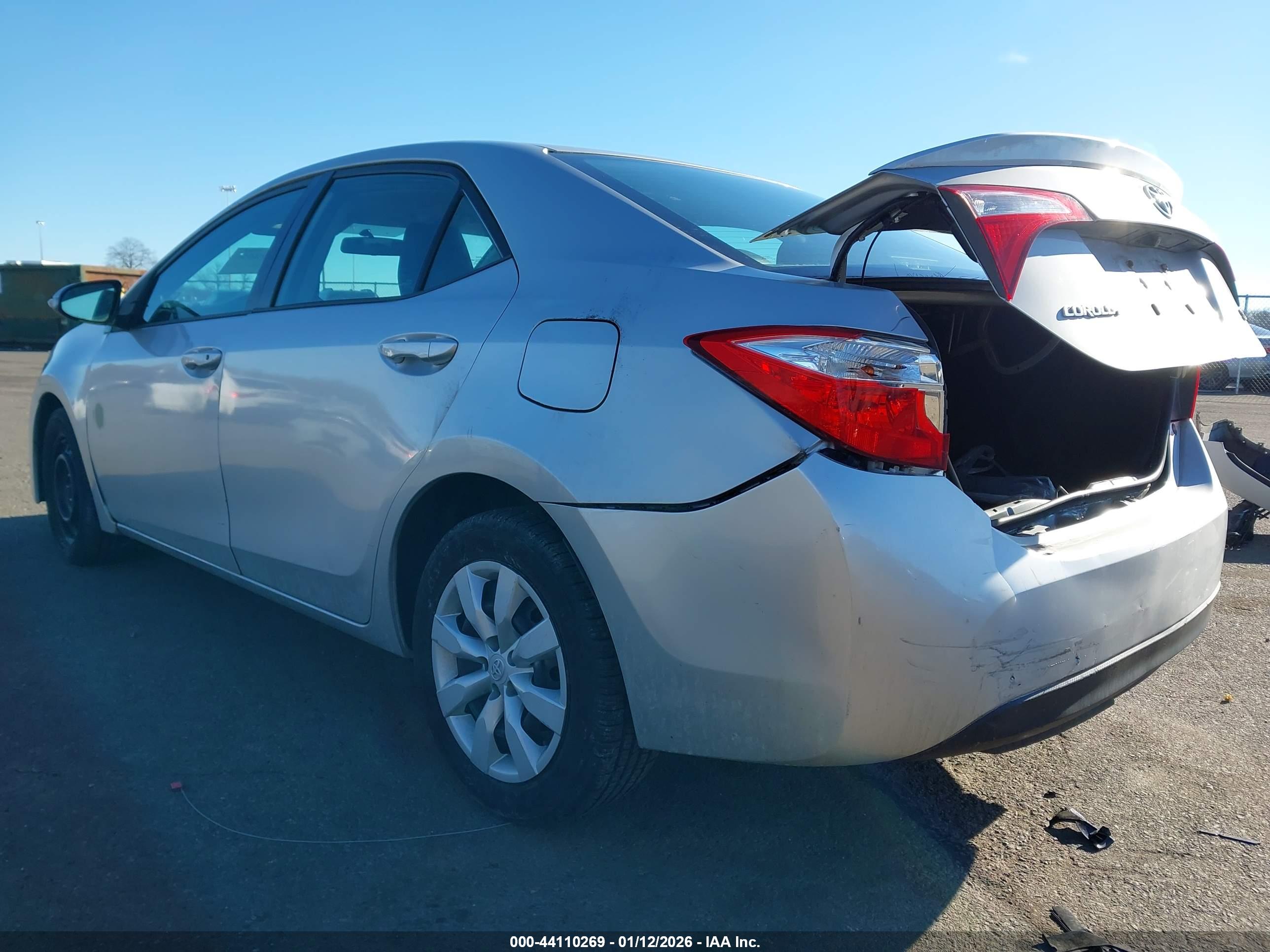 TOYOTA COROLLA image 3
