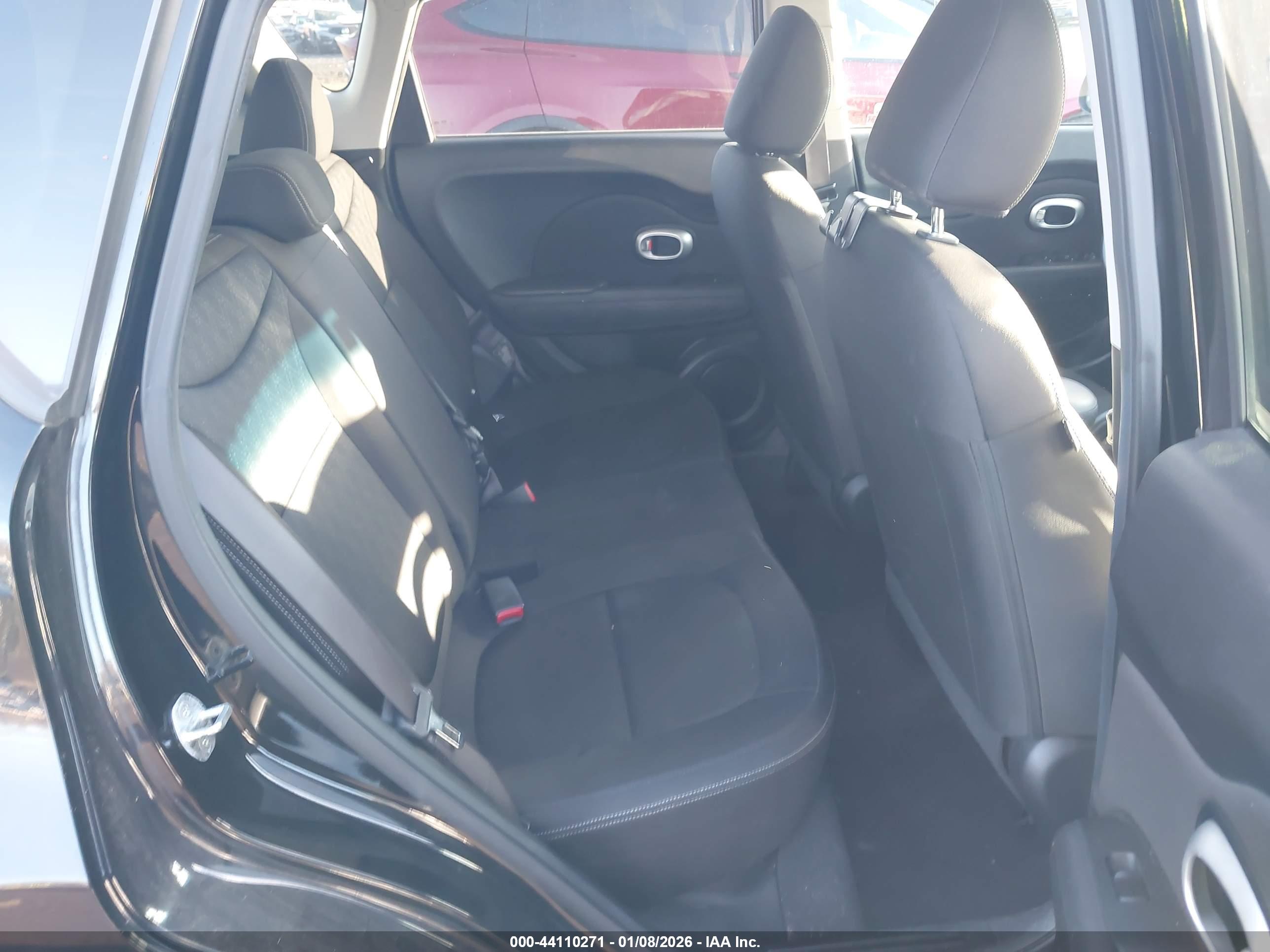 KIA SOUL image 8