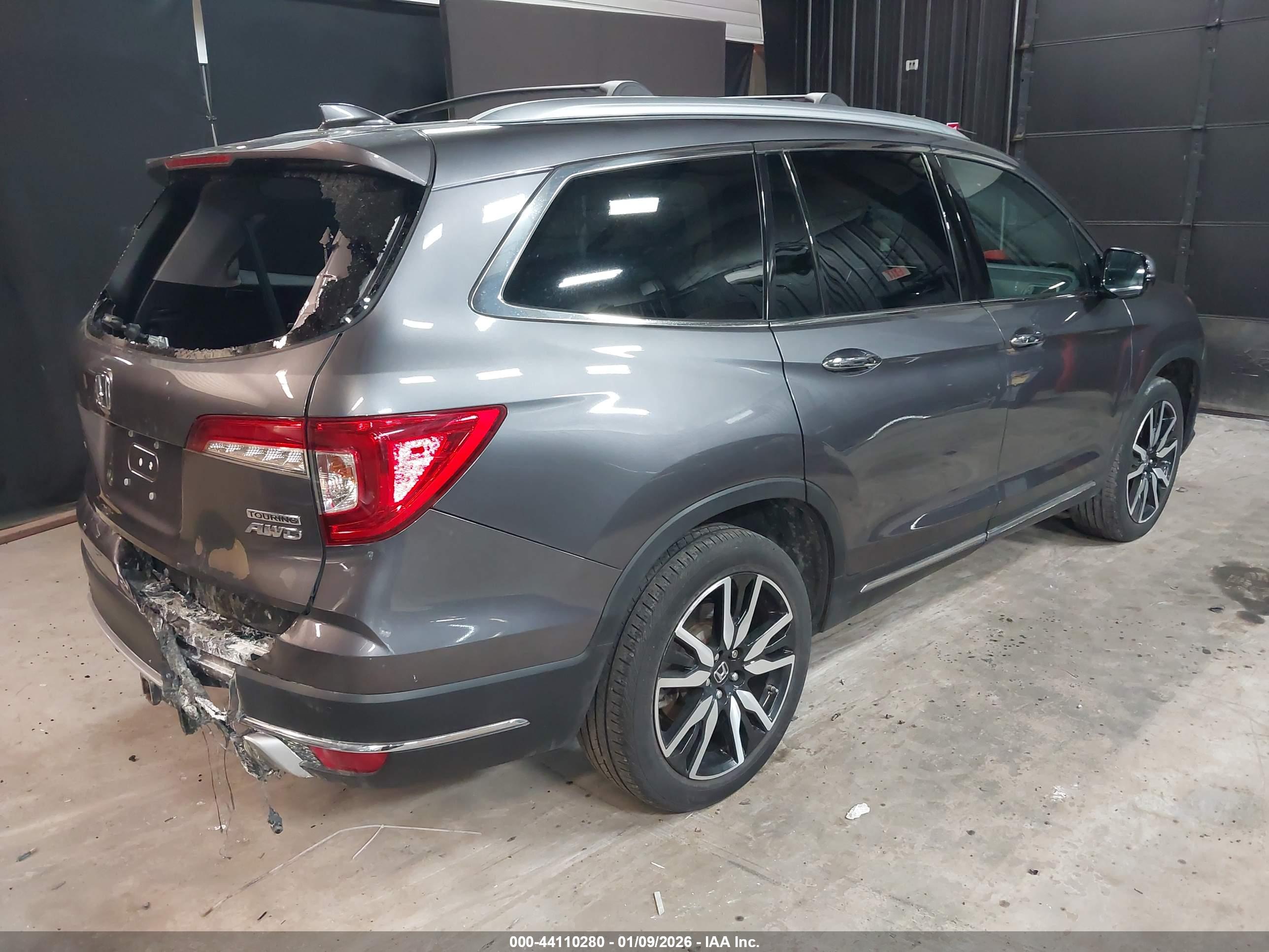 HONDA PILOT image 4