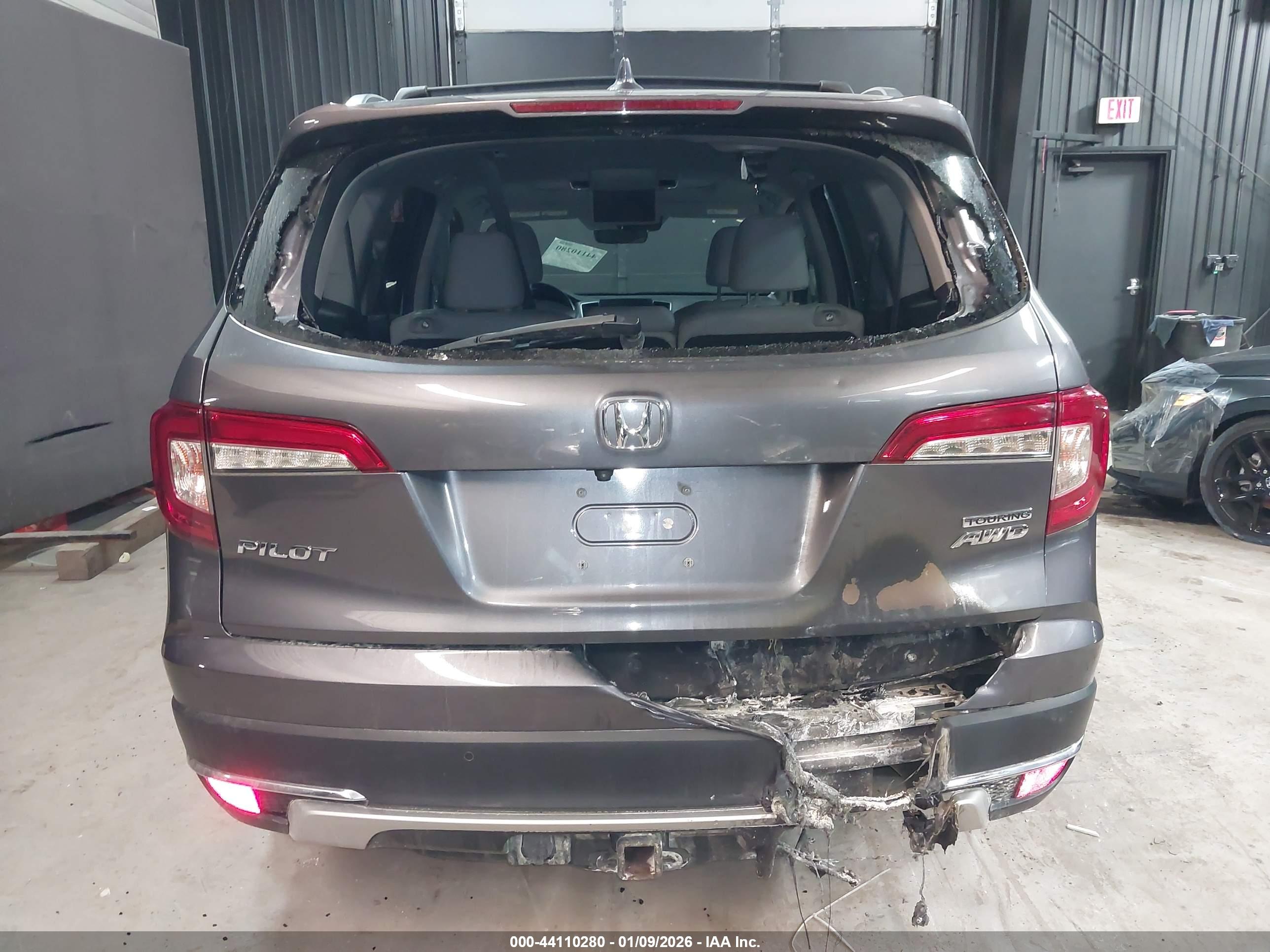 HONDA PILOT image 6