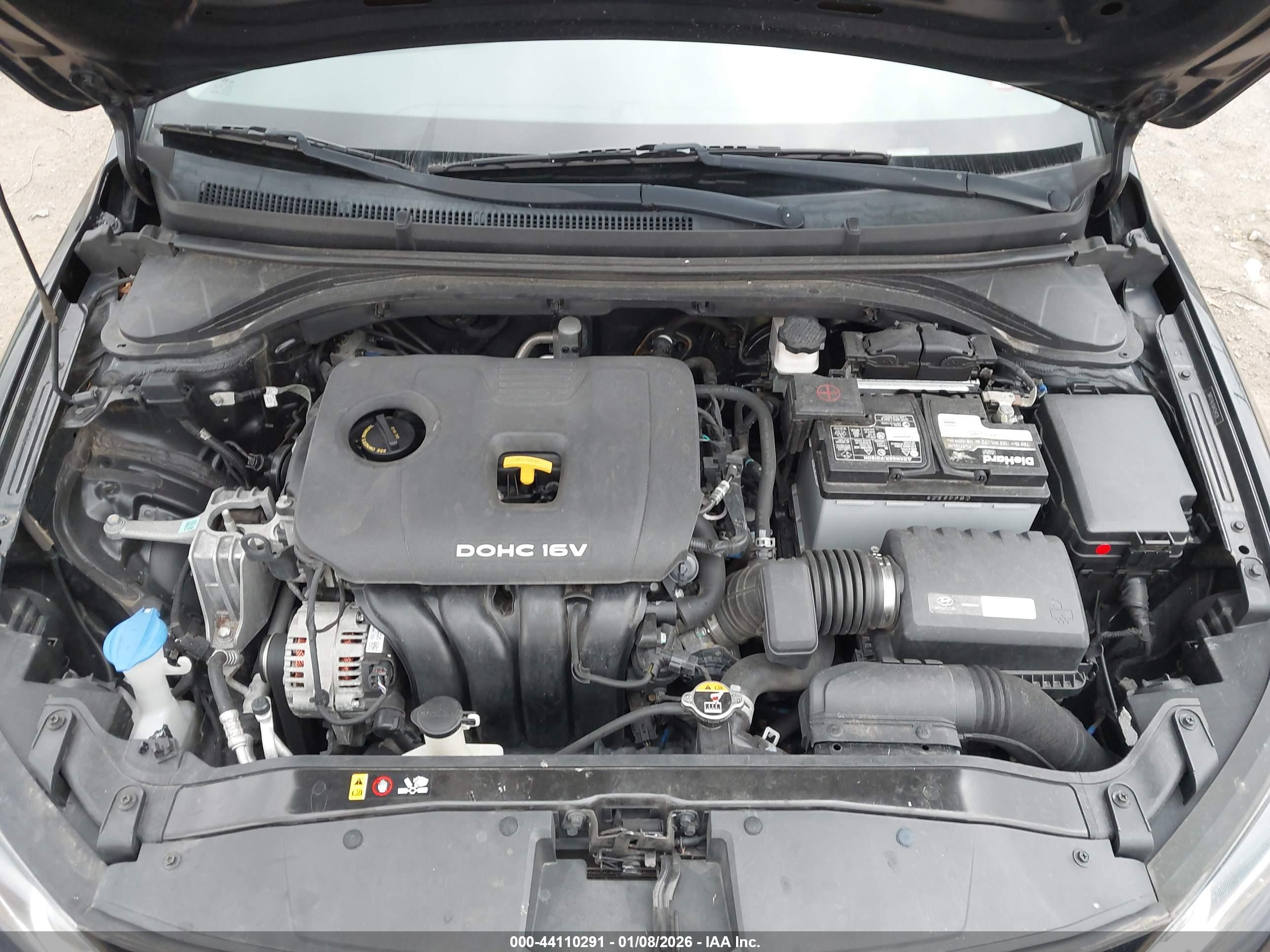 HYUNDAI ELANTRA image 10