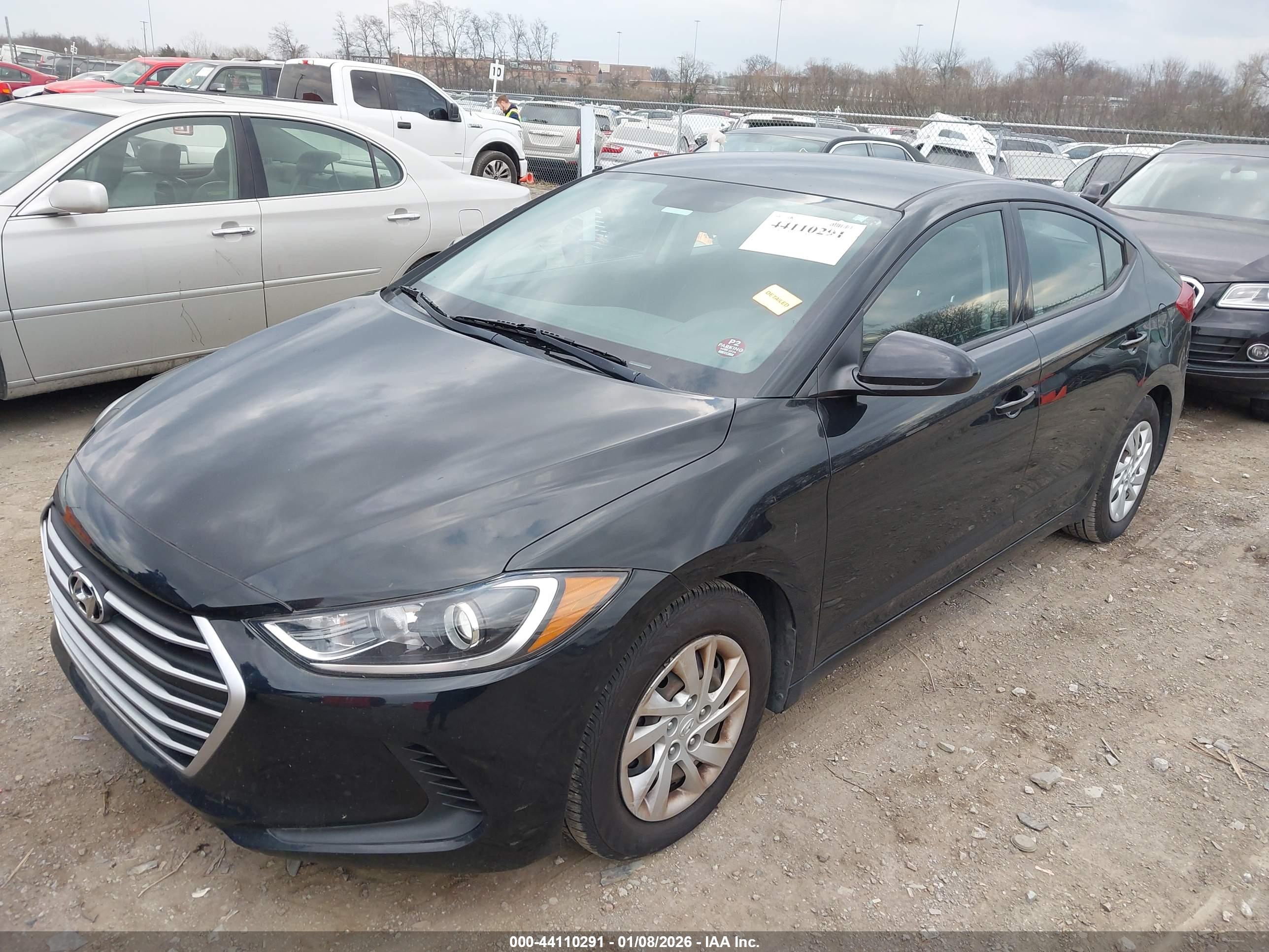 HYUNDAI ELANTRA image 2