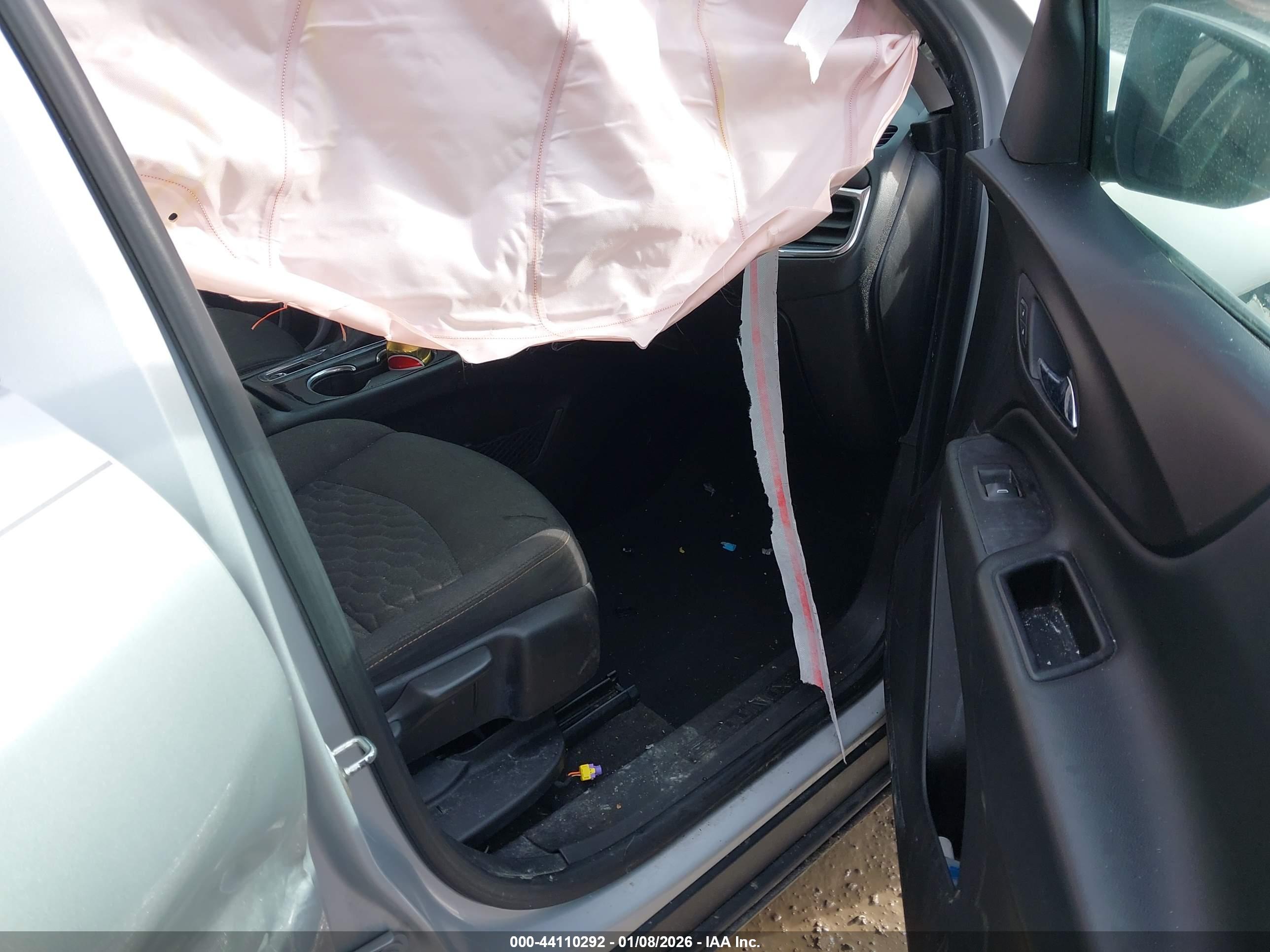 CHEVROLET EQUINOX image 5