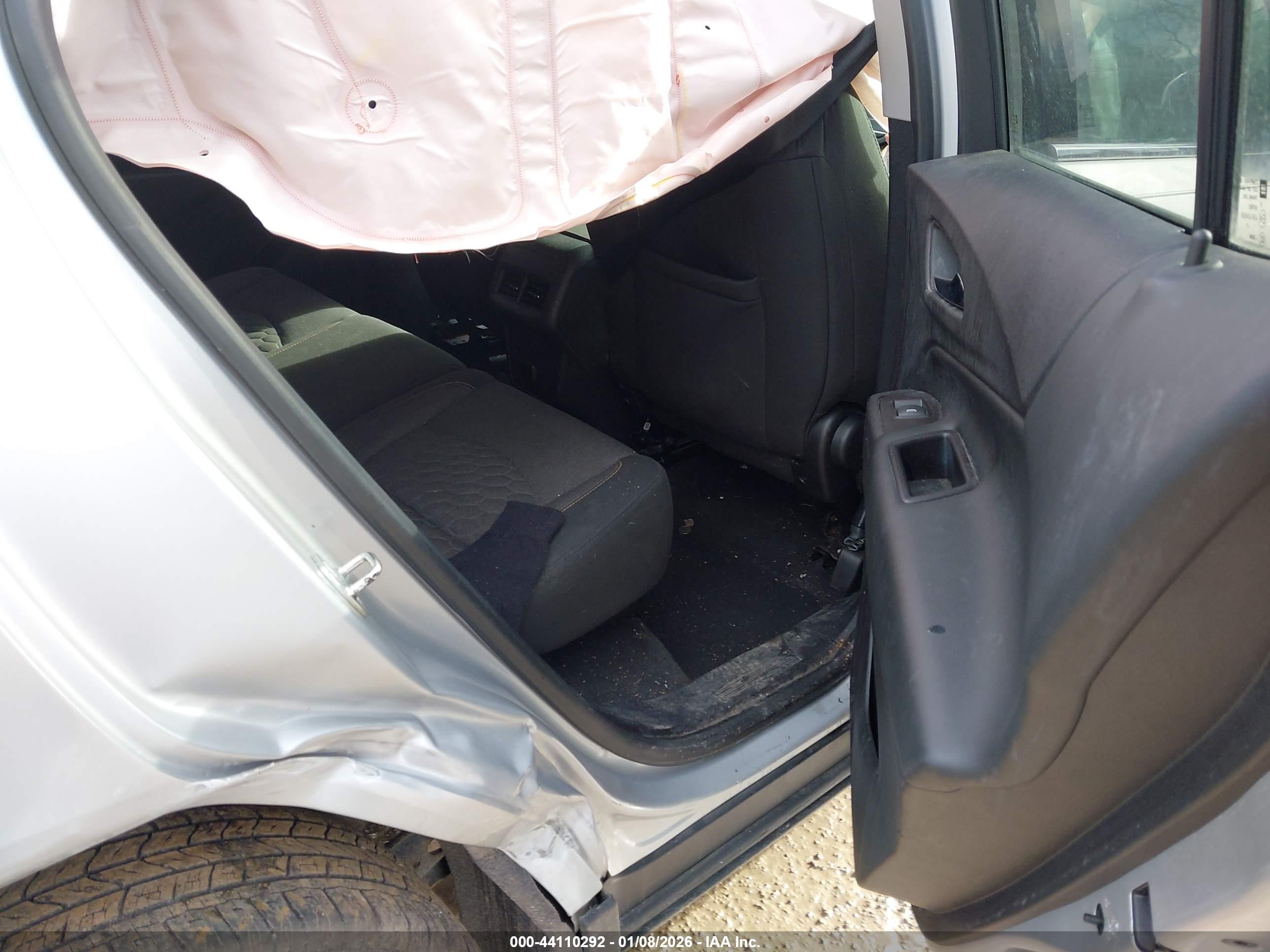 CHEVROLET EQUINOX image 8