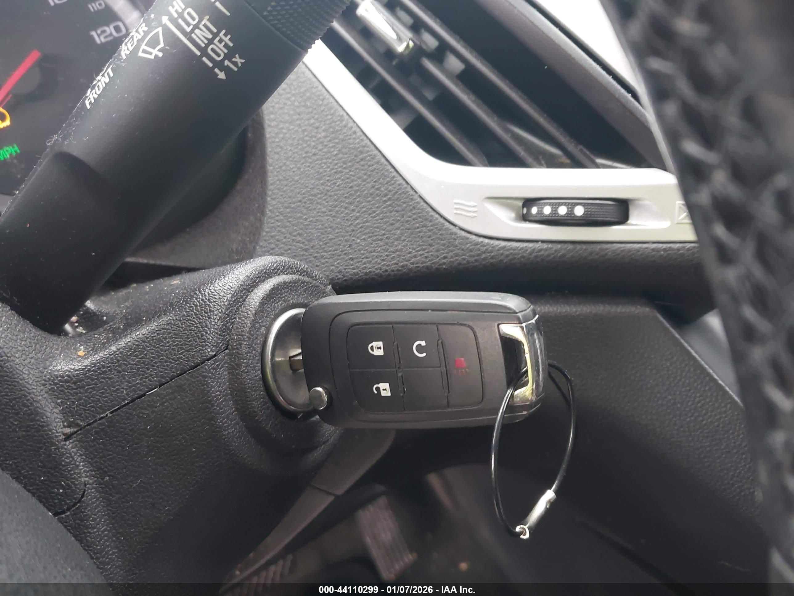 GMC TERRAIN image 11