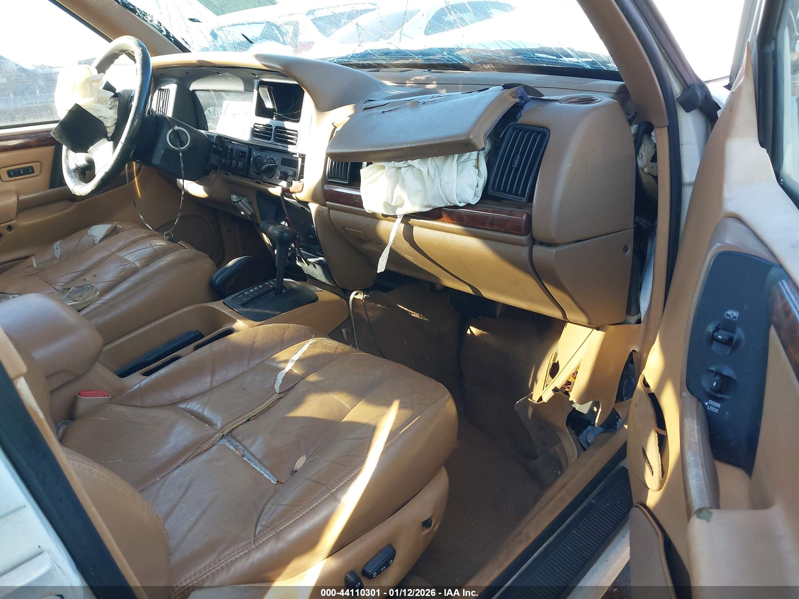 JEEP GRAND image 5