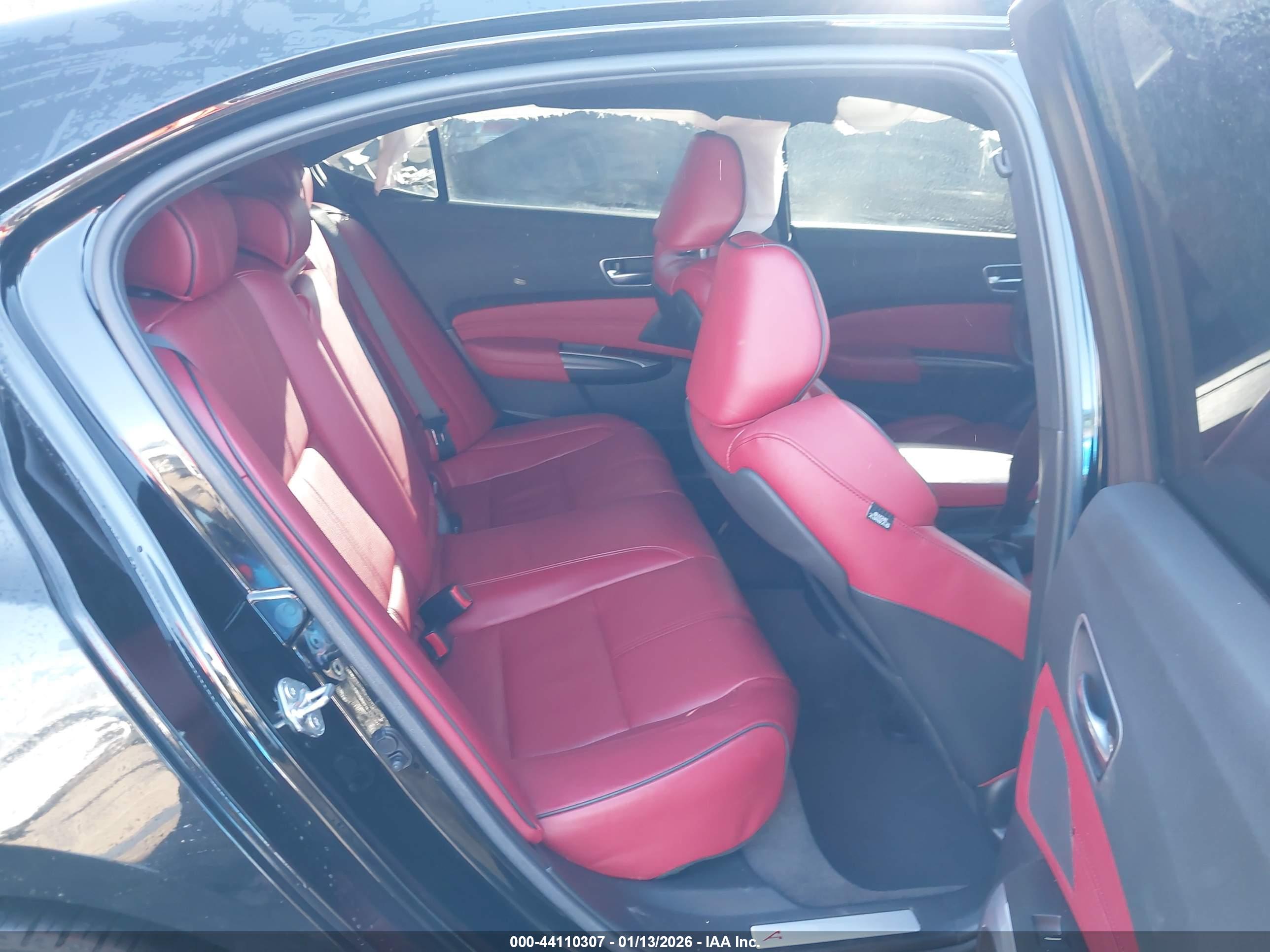 ACURA TLX image 8
