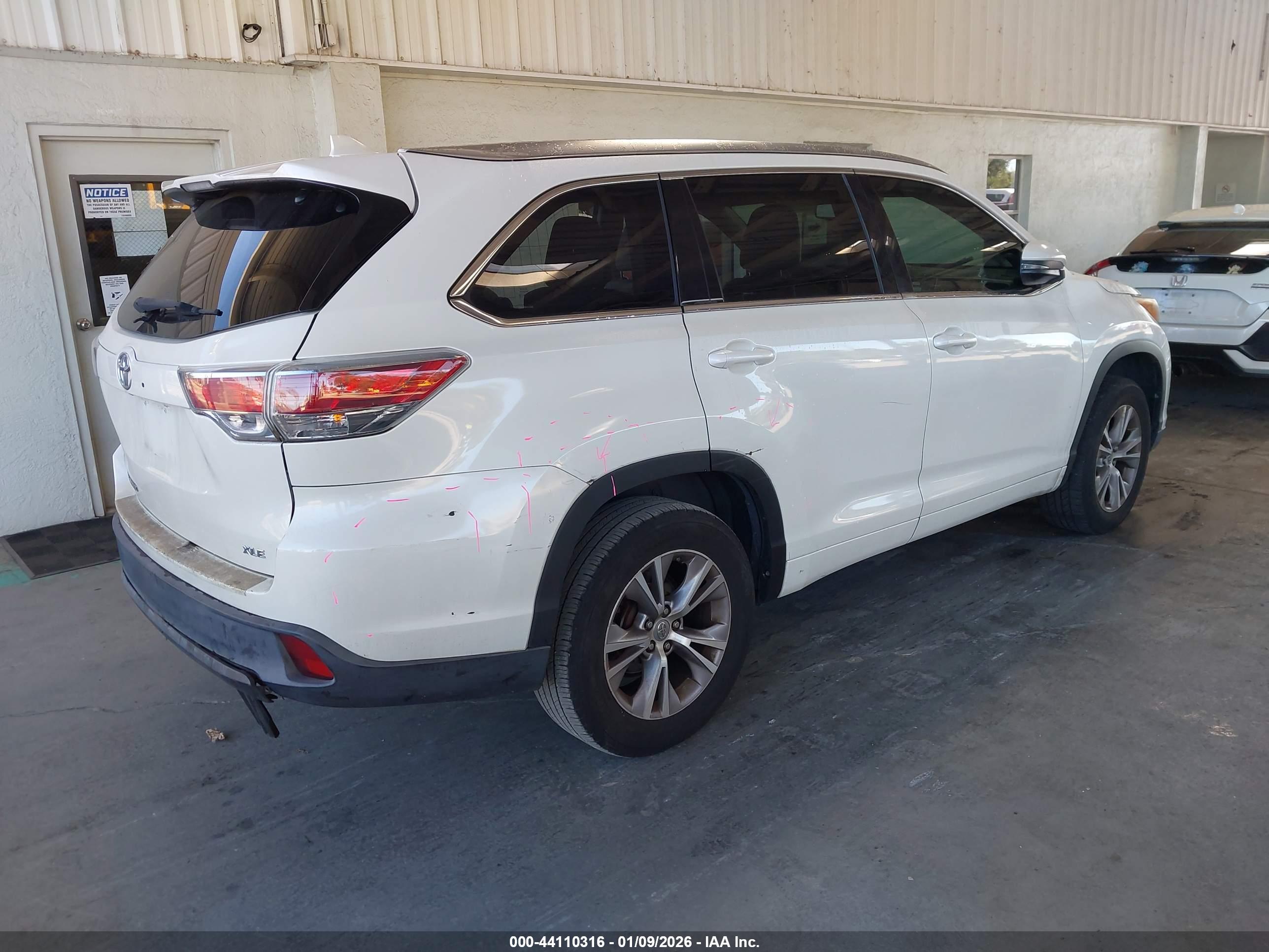 TOYOTA HIGHLANDER image 4