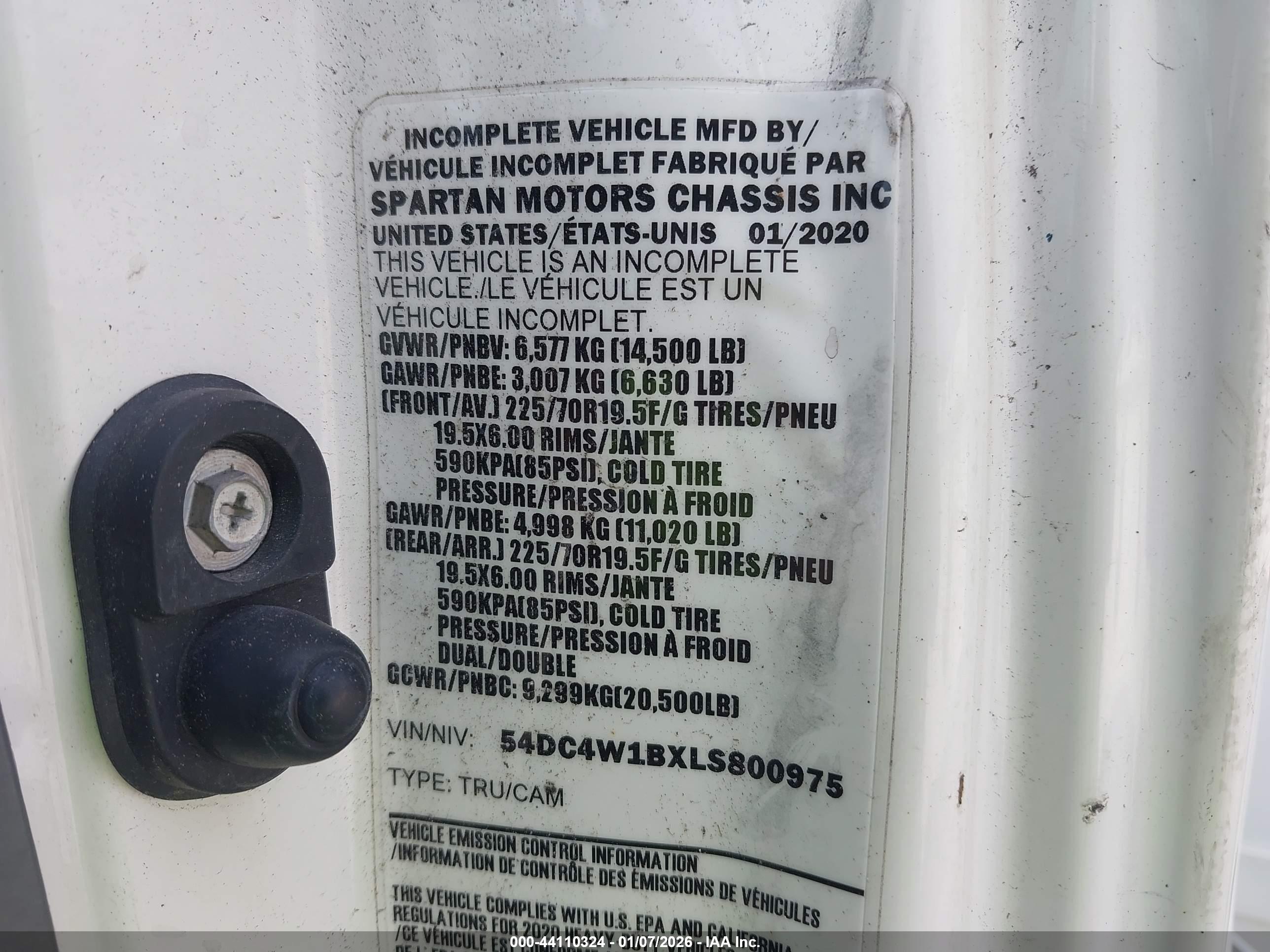 ISUZU NPR image 9