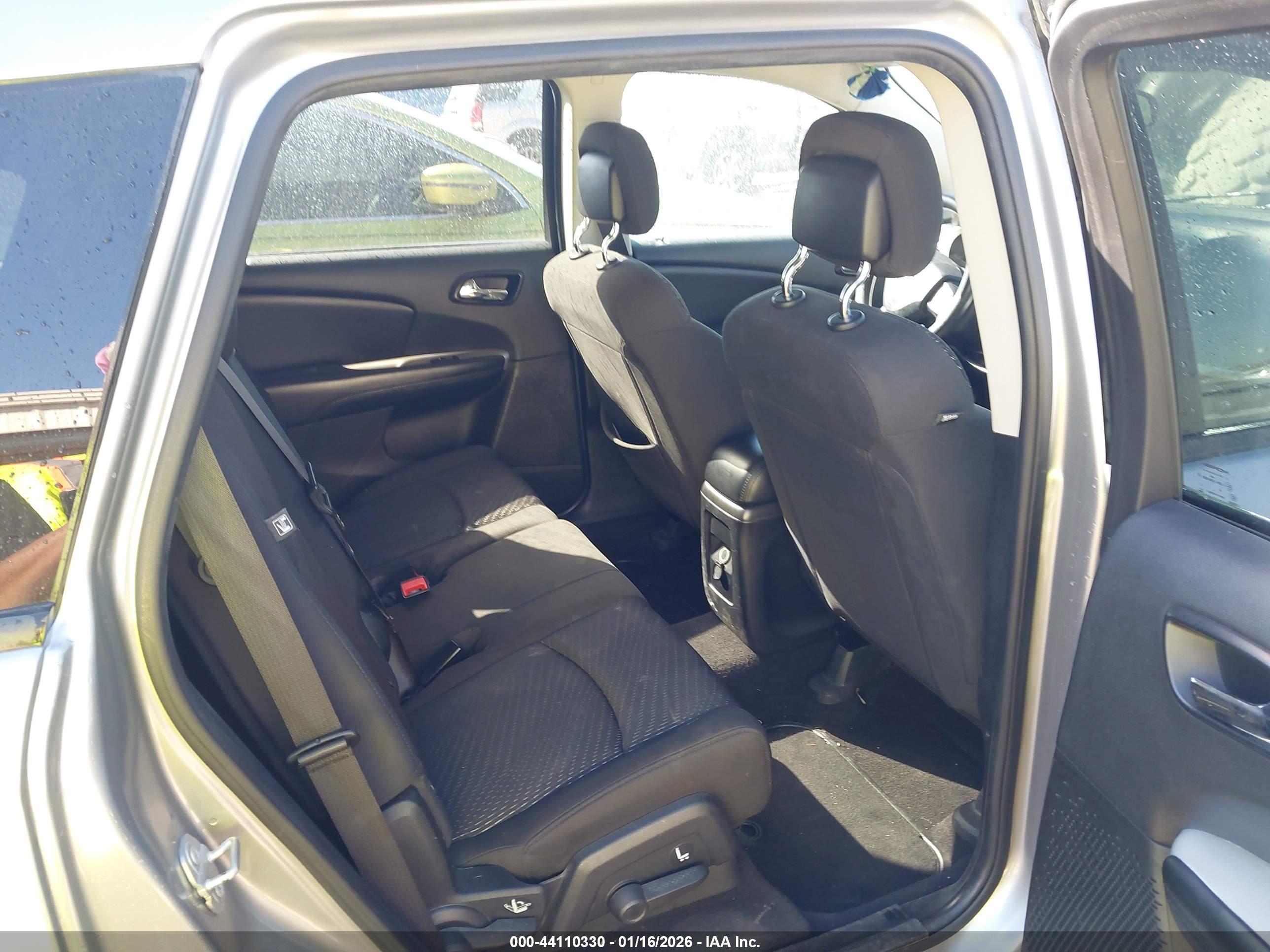 DODGE JOURNEY image 8