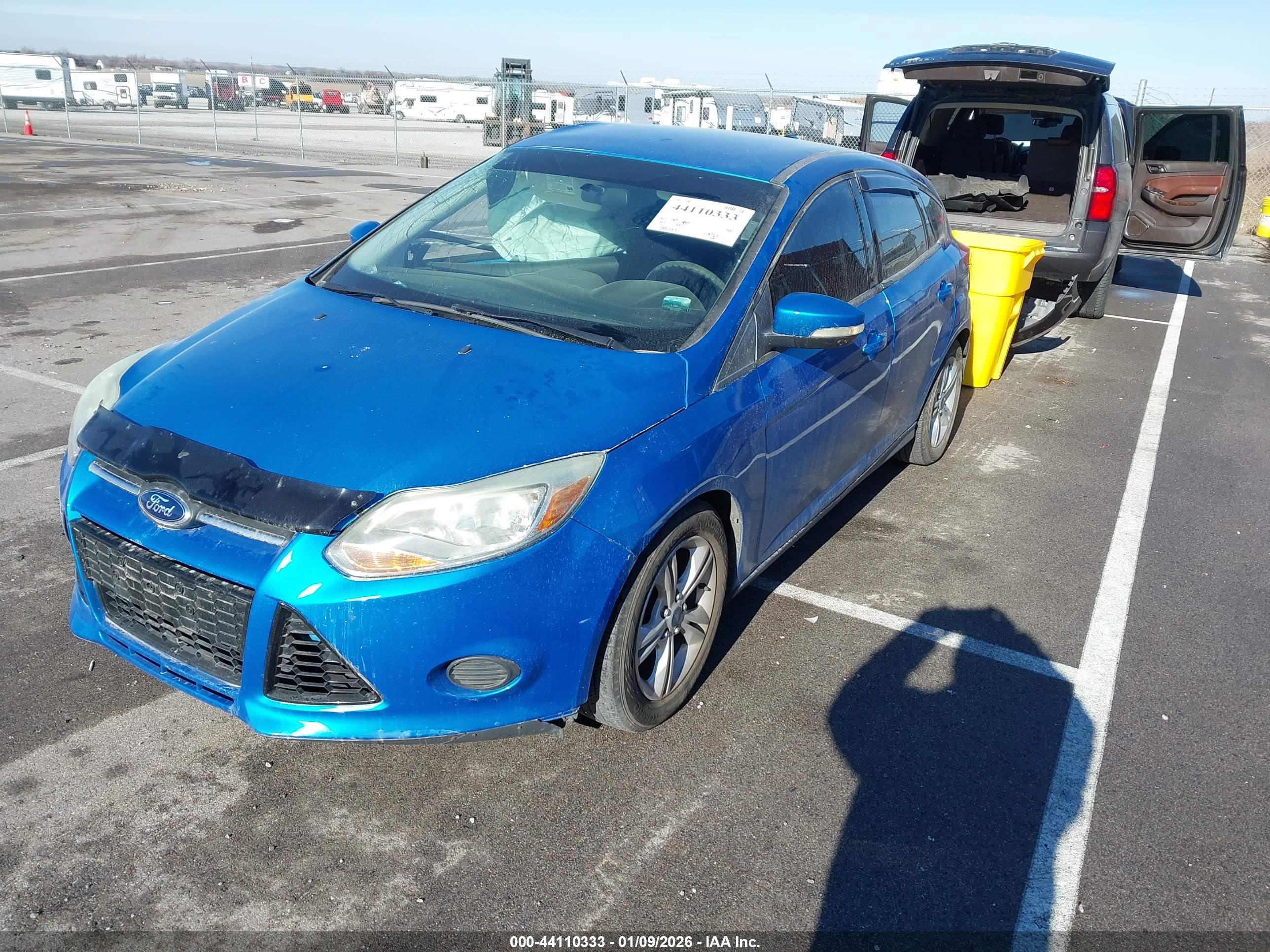 FORD FOCUS image 2