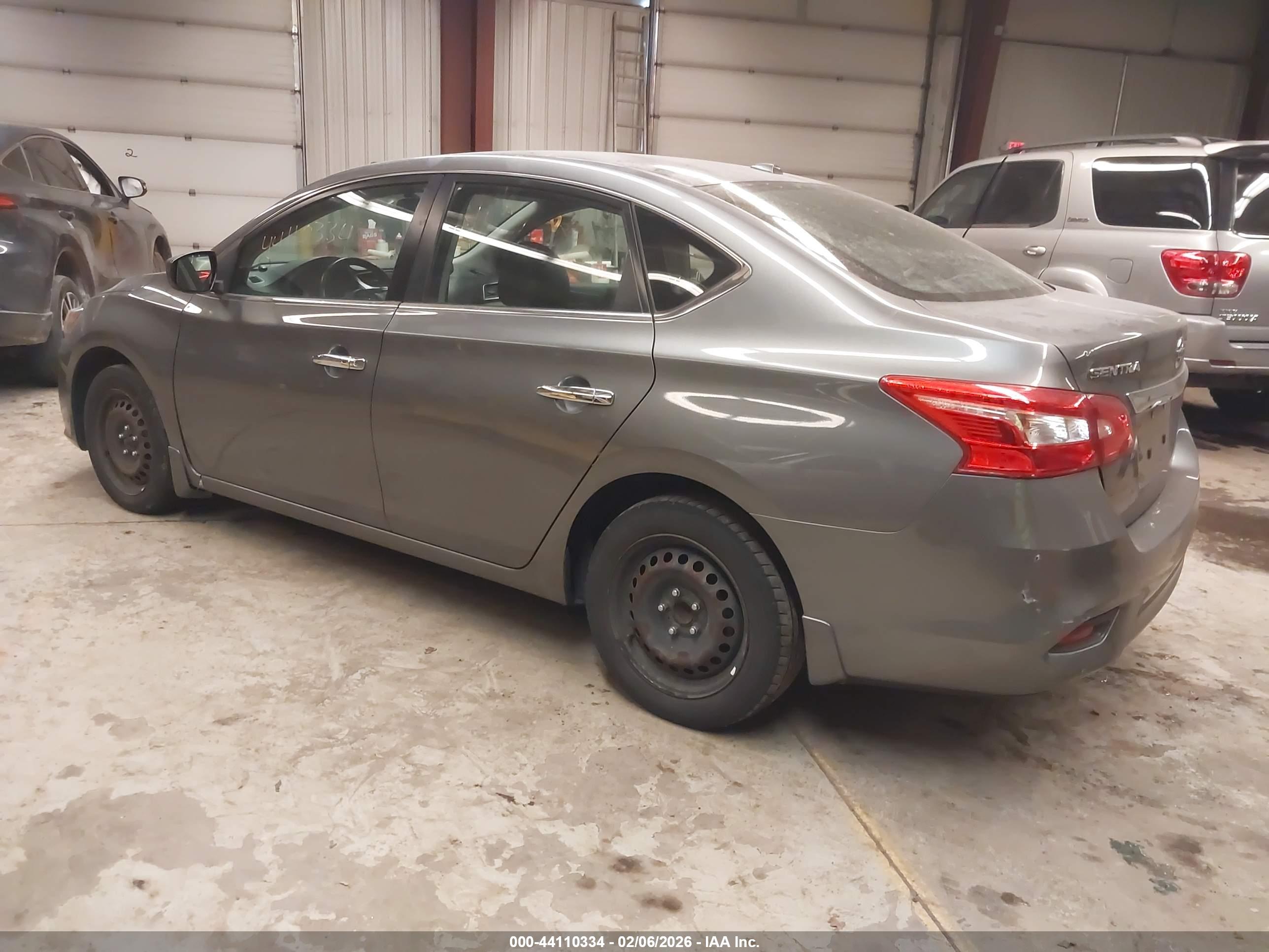 NISSAN SENTRA image 3