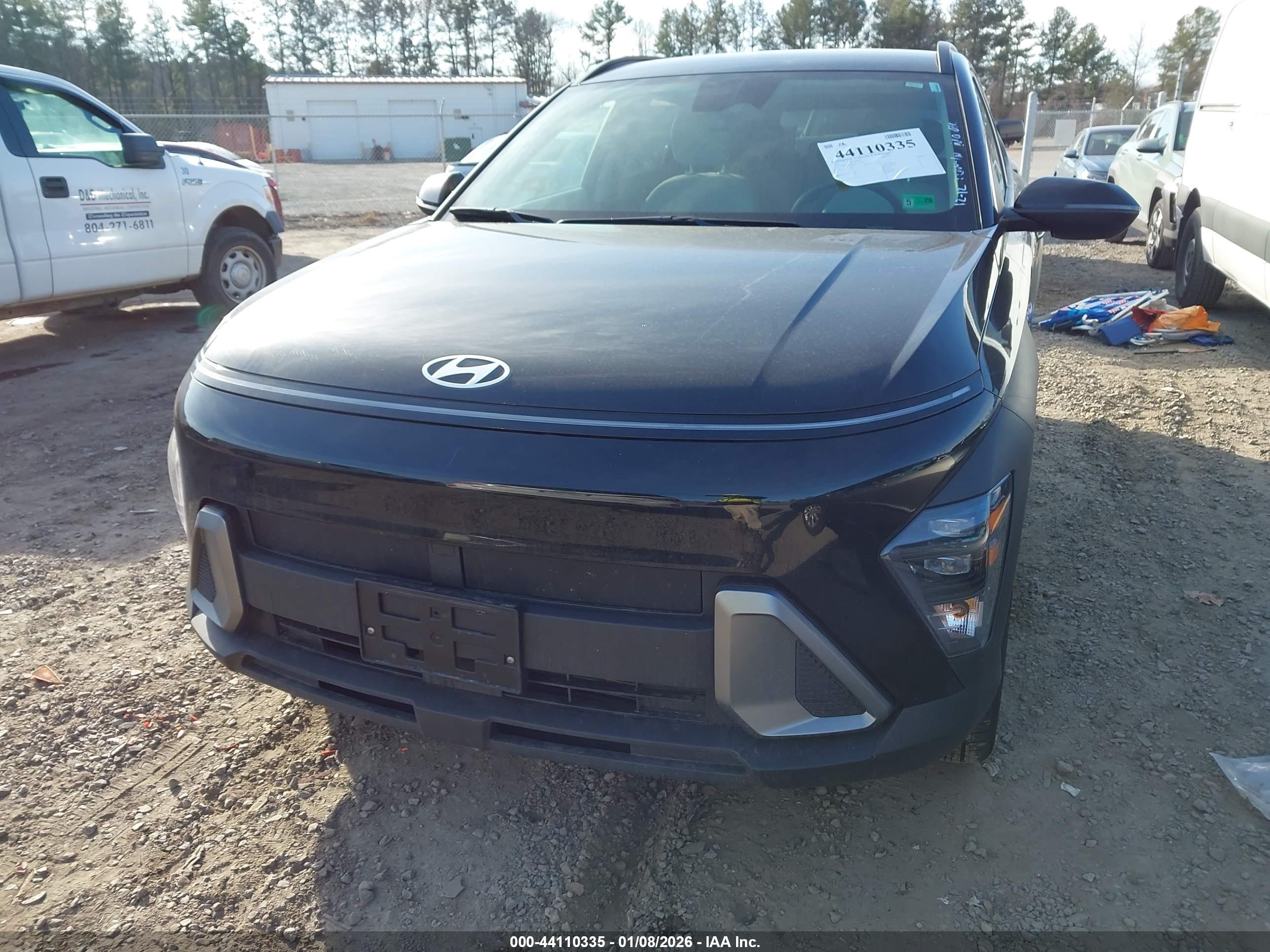 HYUNDAI KONA image 6