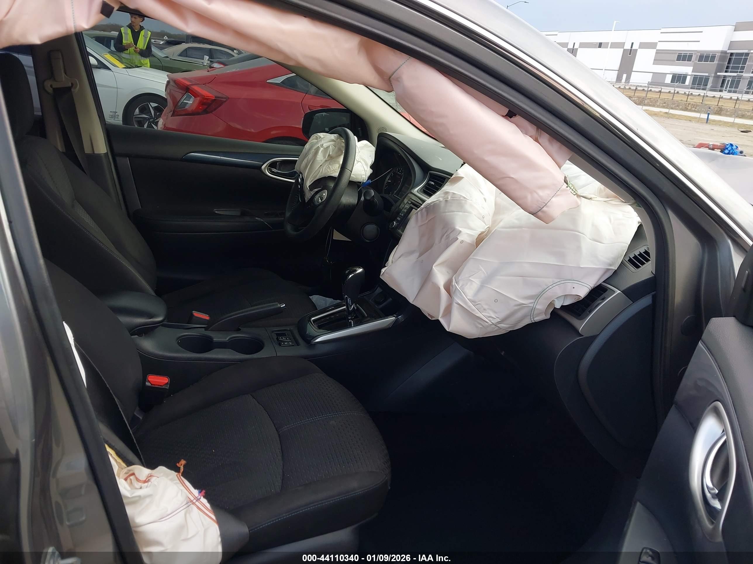 NISSAN SENTRA image 5