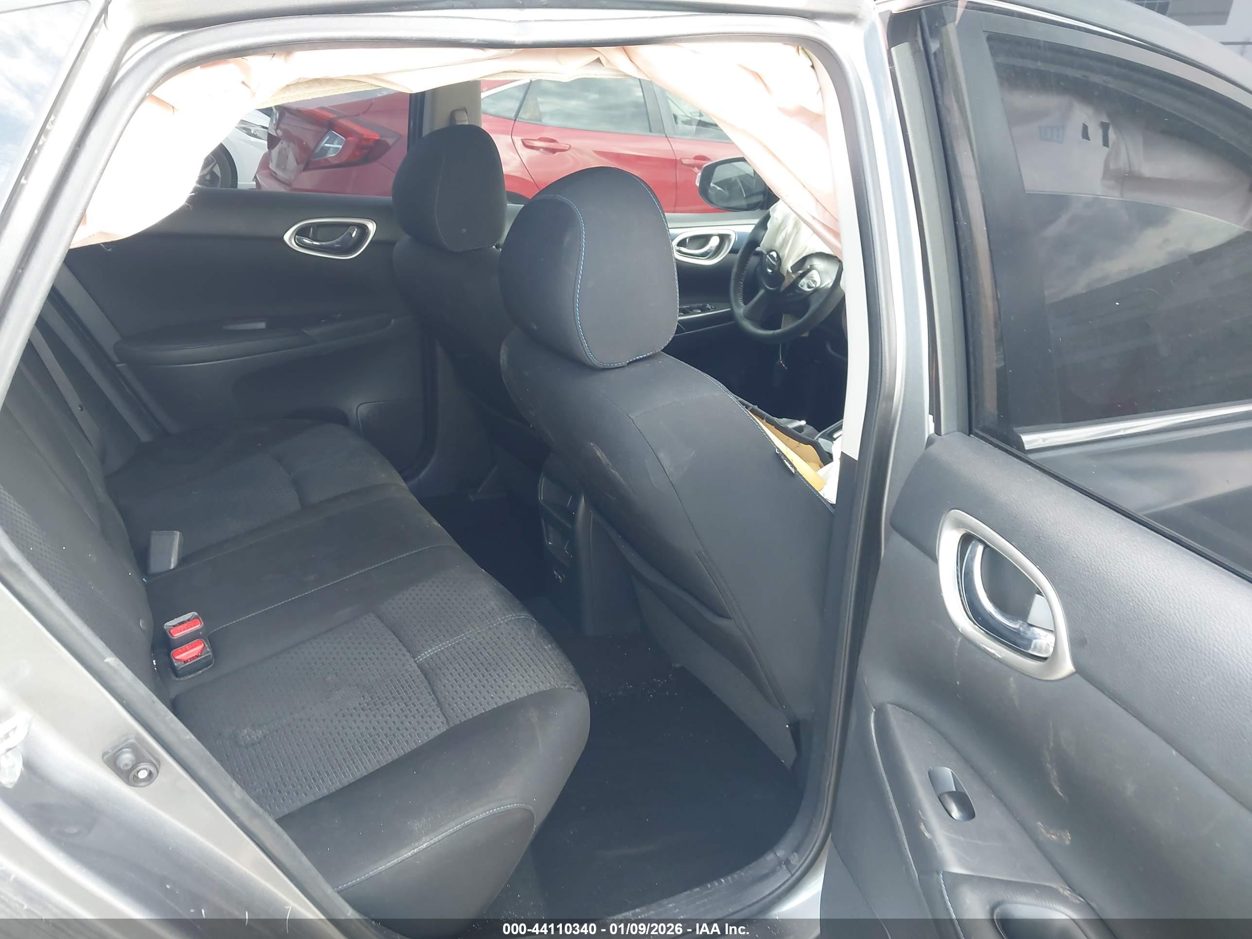 NISSAN SENTRA image 8