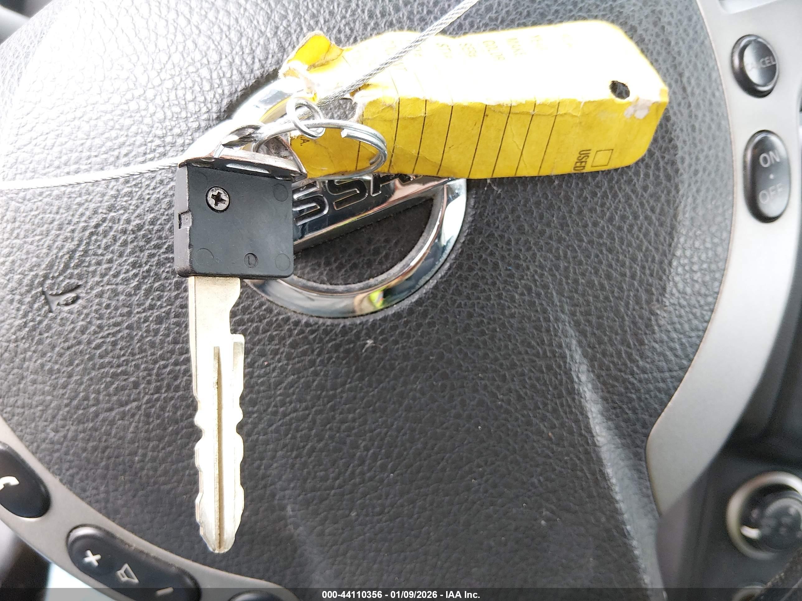 NISSAN ROGUE image 11