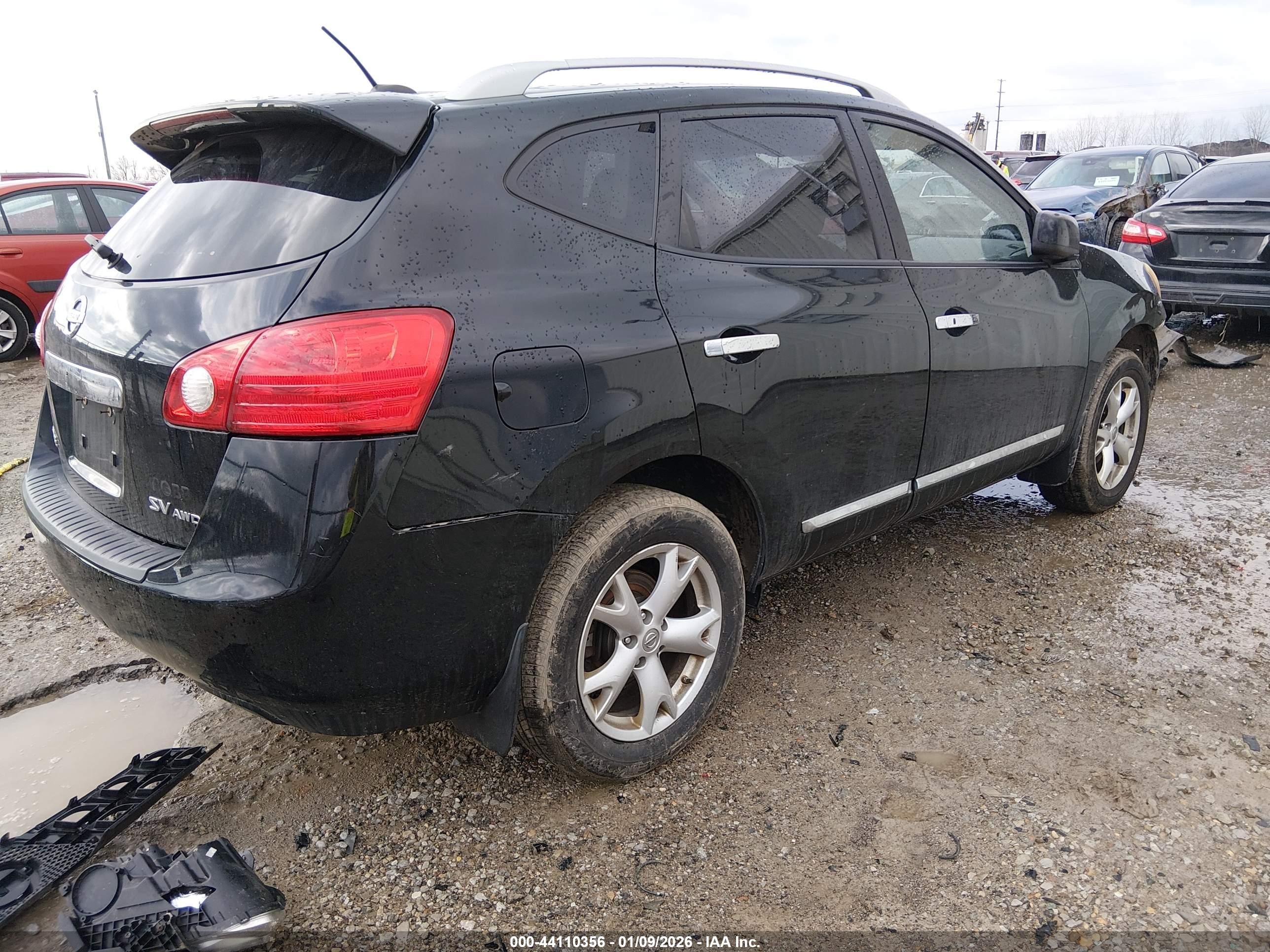 NISSAN ROGUE image 4