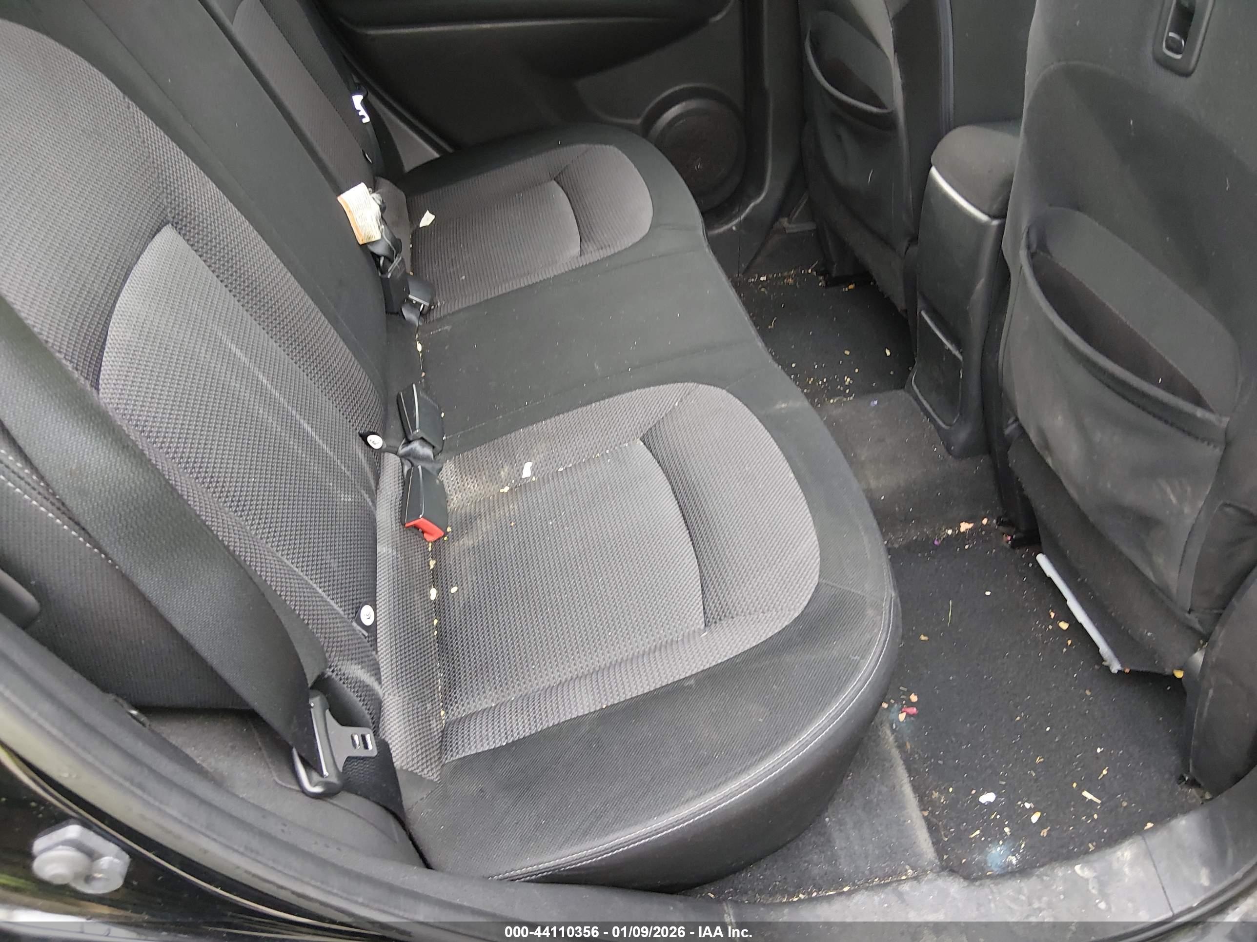 NISSAN ROGUE image 8
