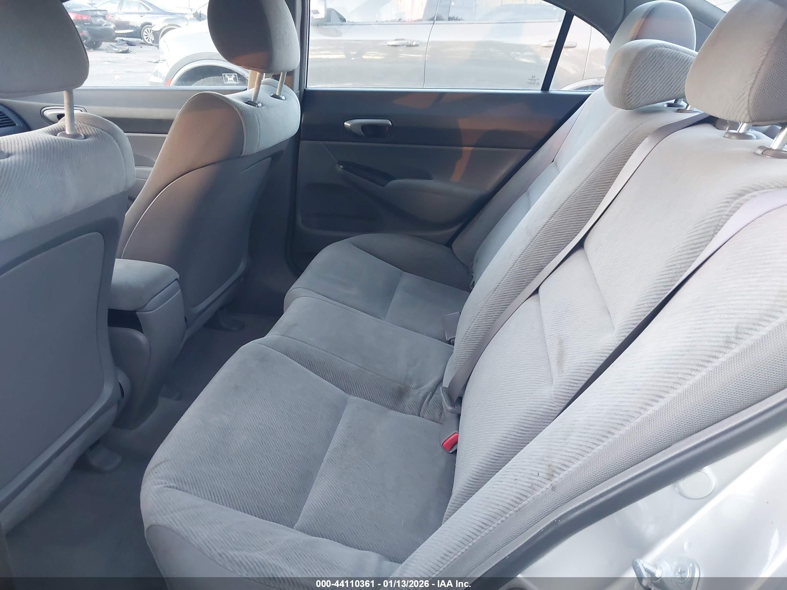 HONDA CIVIC image 8