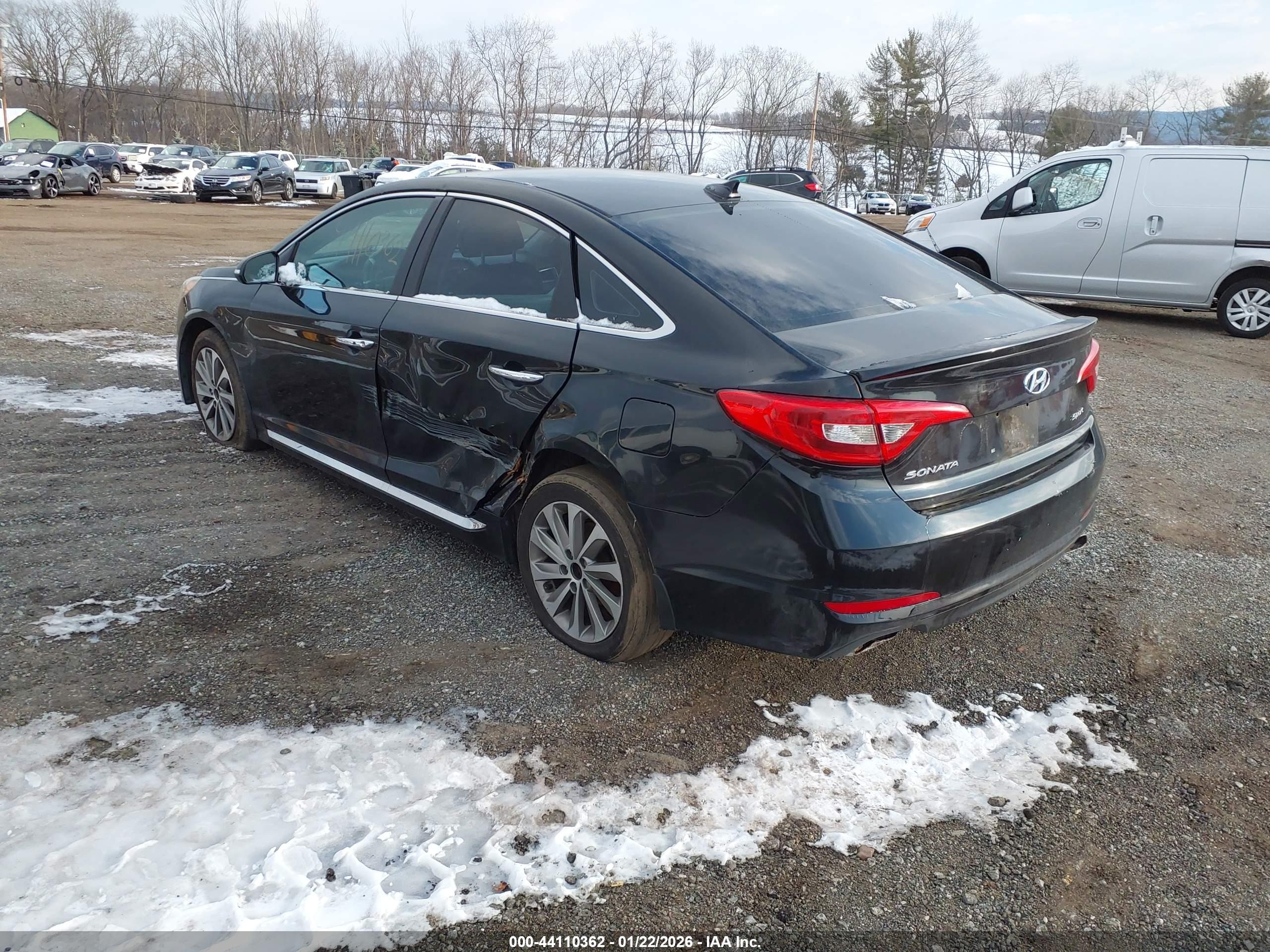 HYUNDAI SONATA image 3