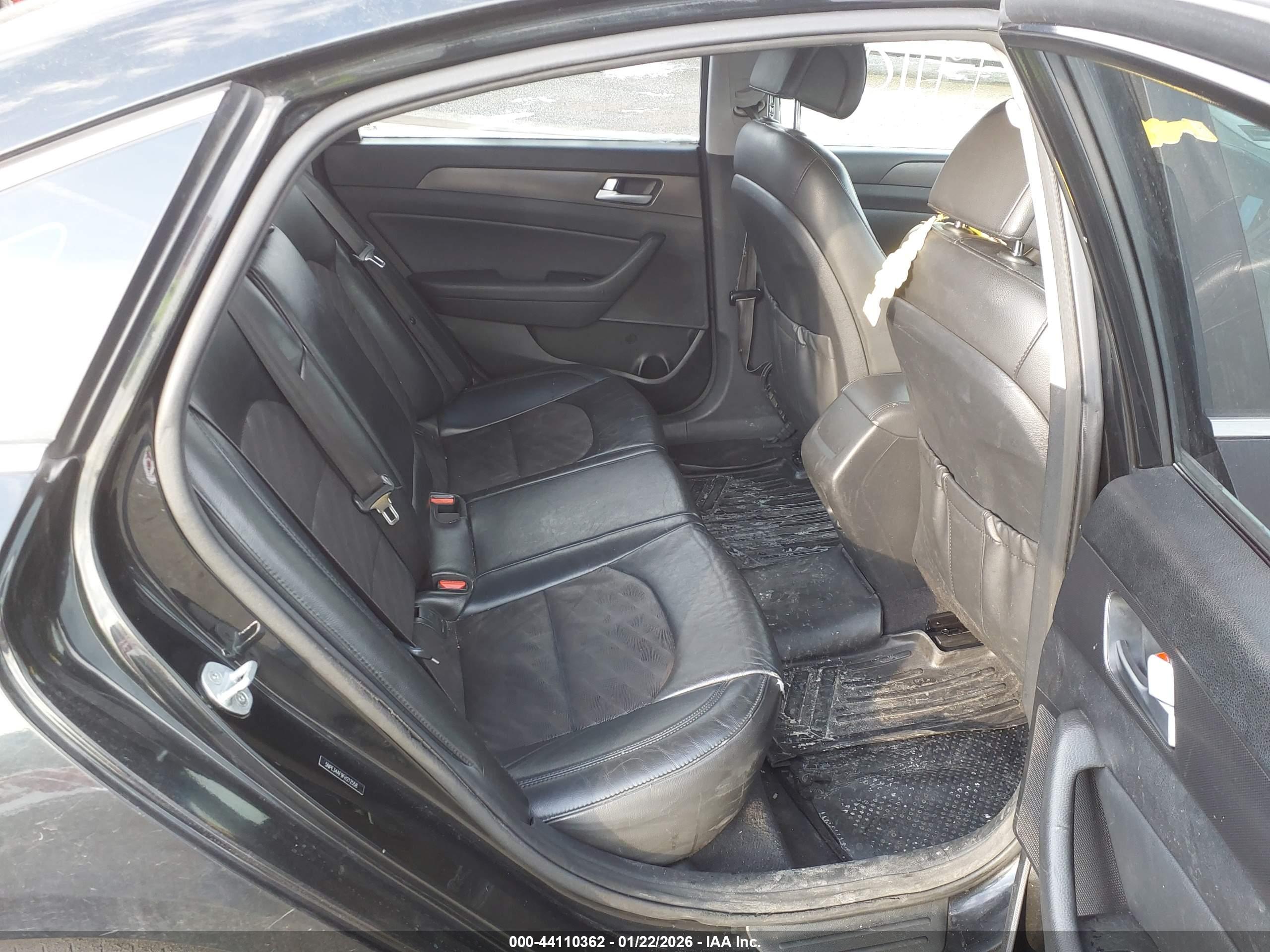 HYUNDAI SONATA image 8