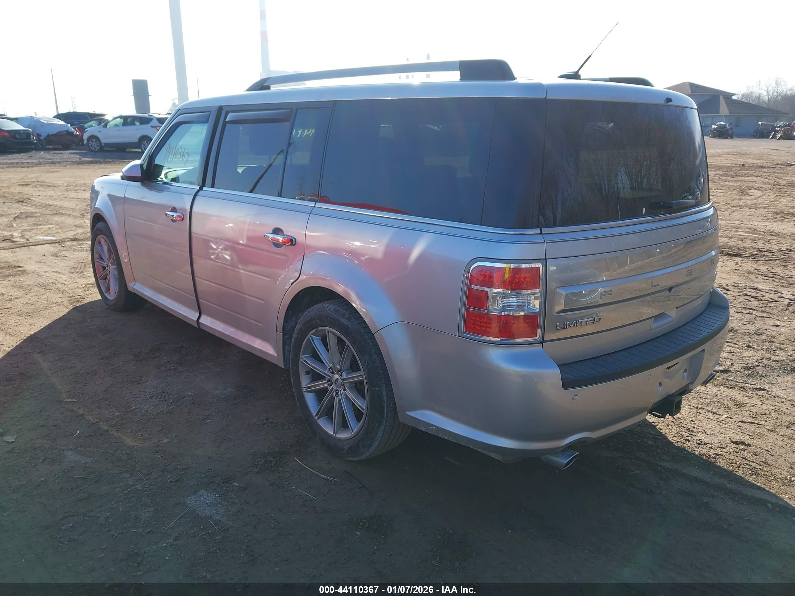 FORD FLEX image 3