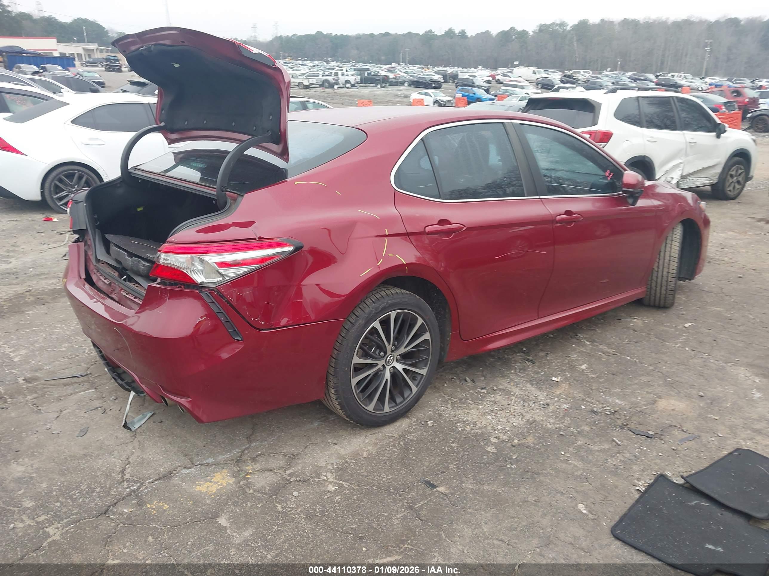 TOYOTA CAMRY image 4