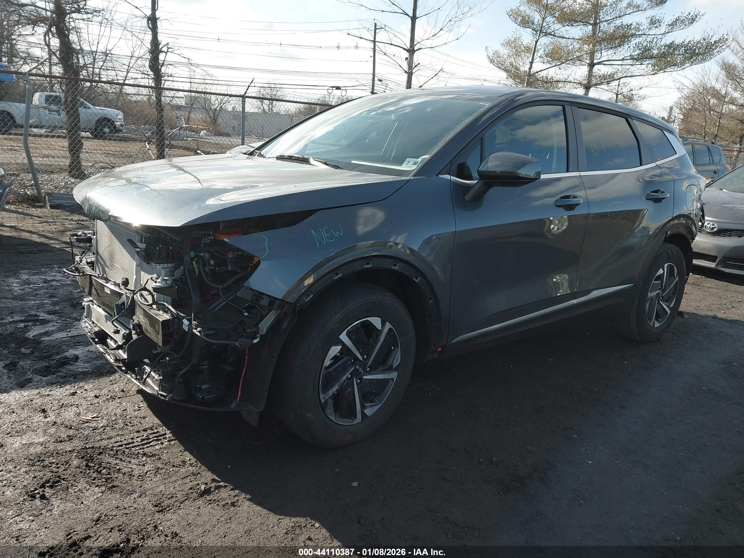 KIA SPORTAGE image 2