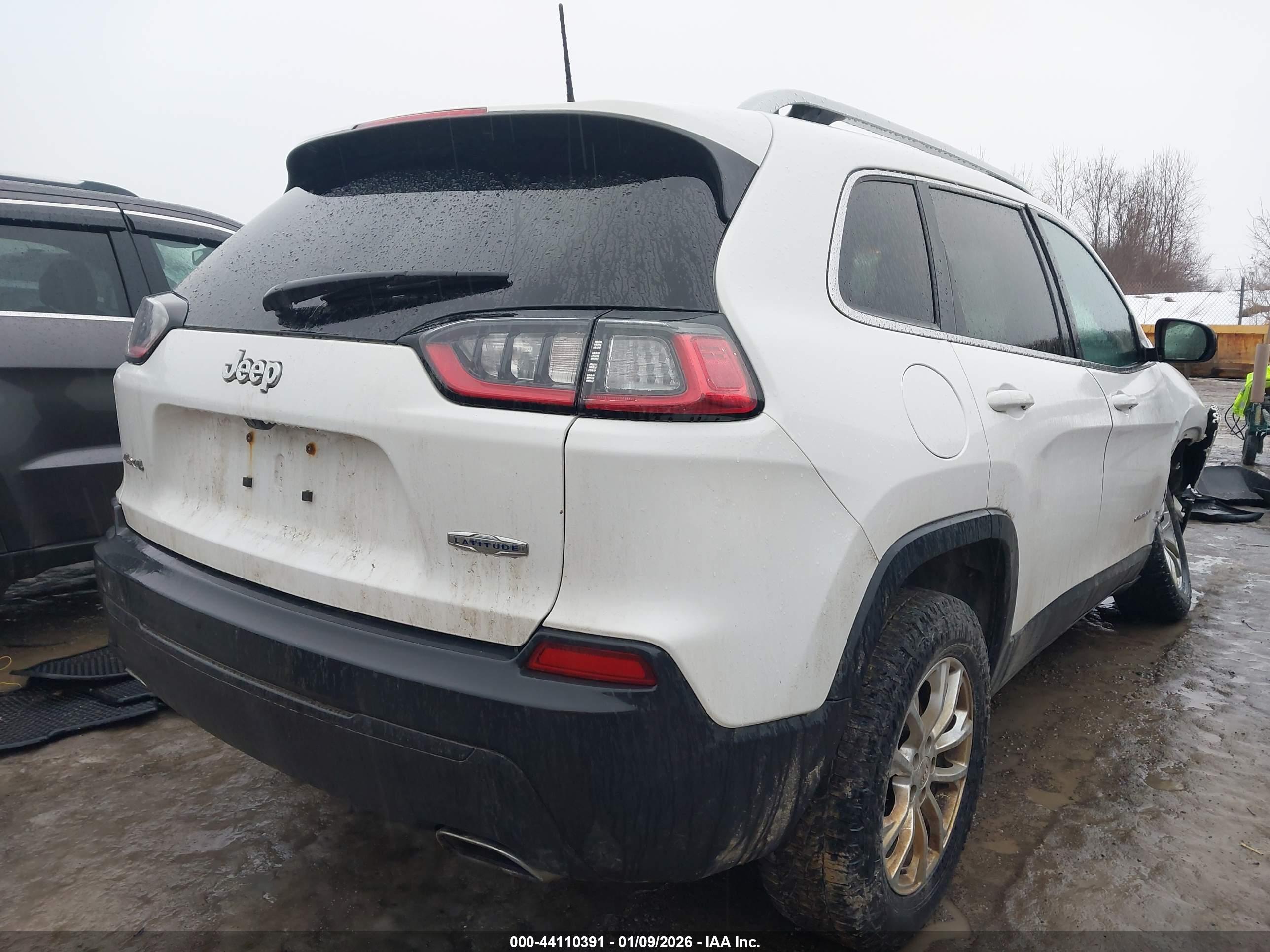 JEEP CHEROKEE image 4
