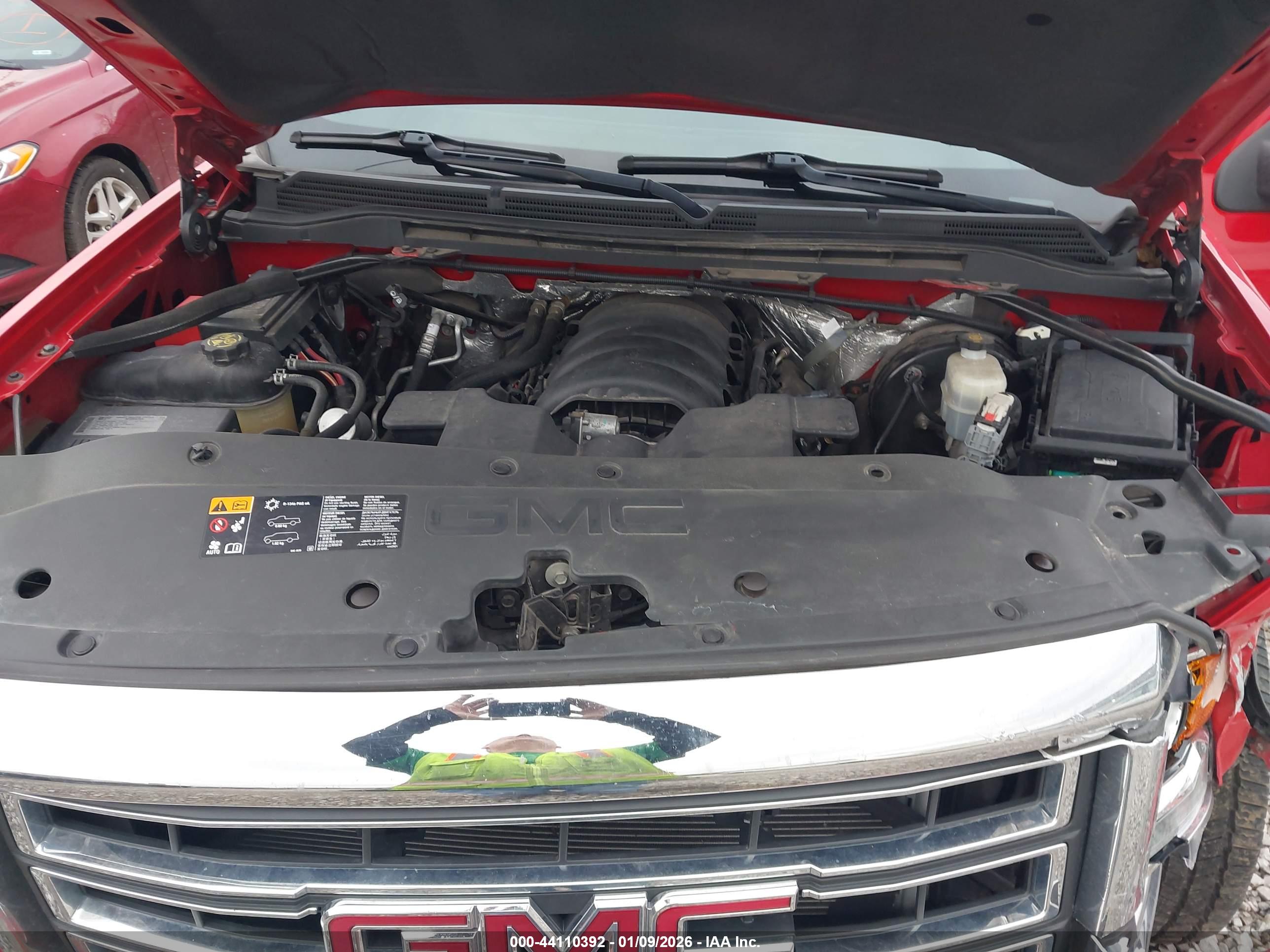 GMC SIERRA image 10