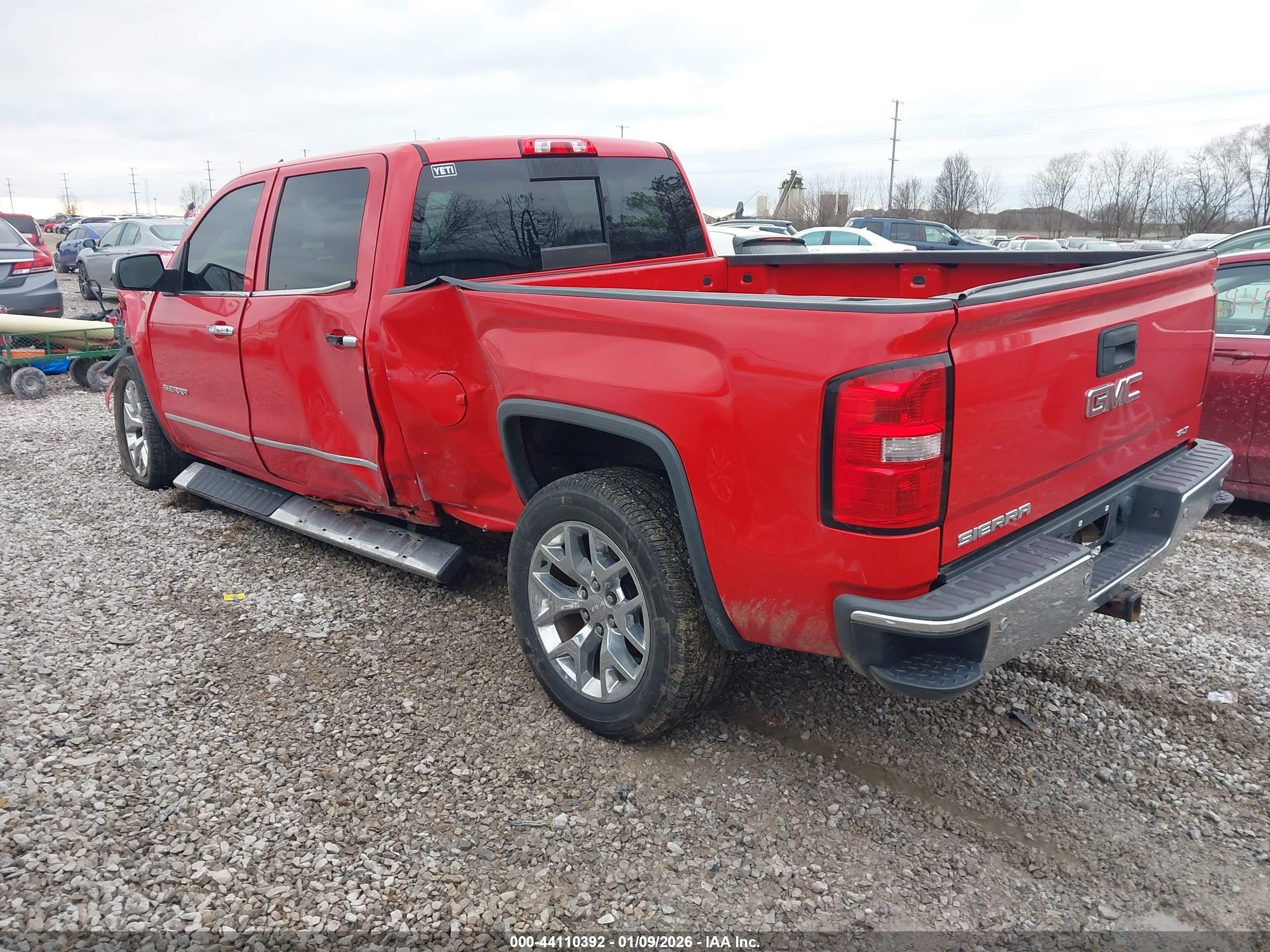 GMC SIERRA image 3