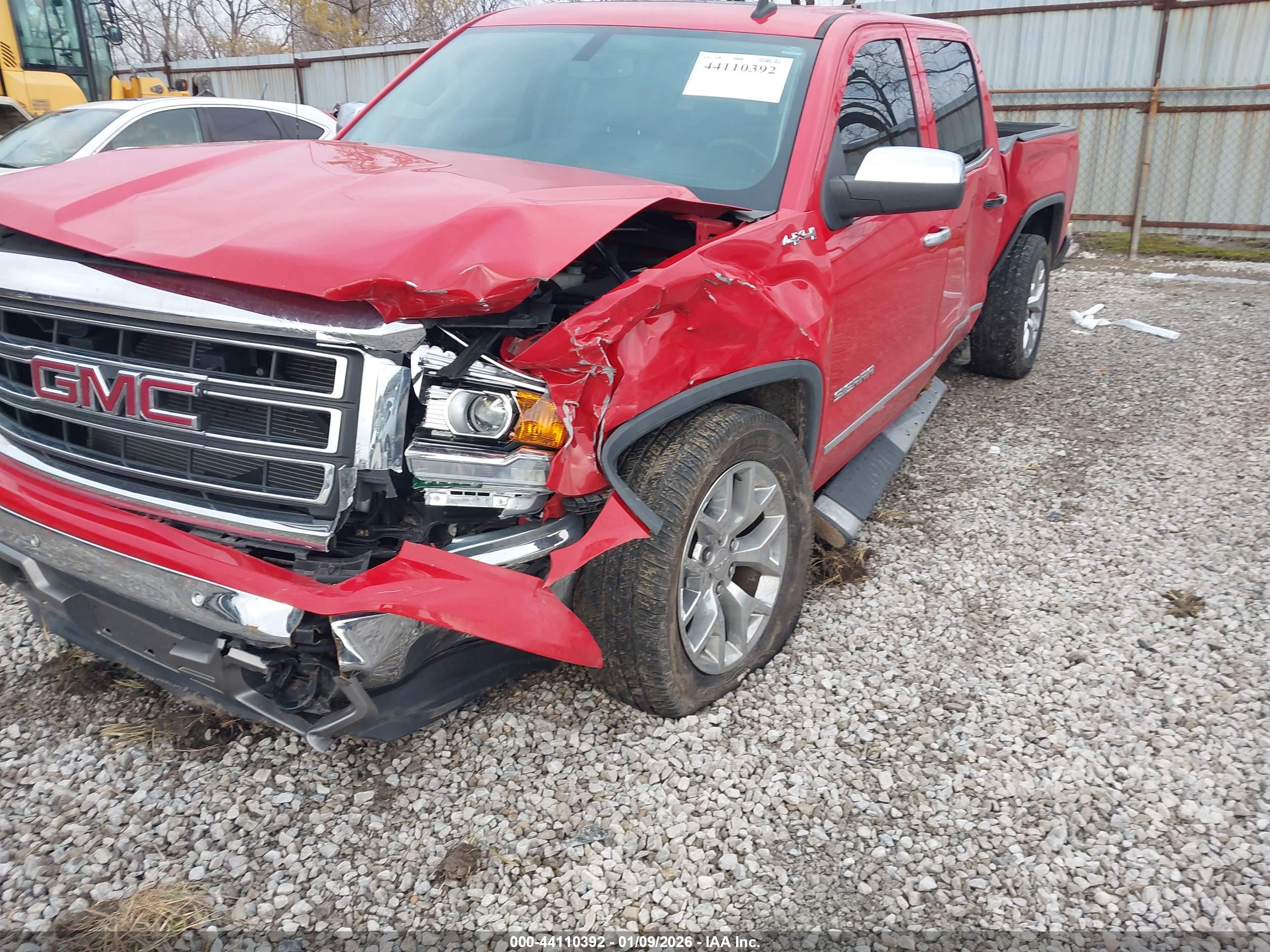 GMC SIERRA image 6
