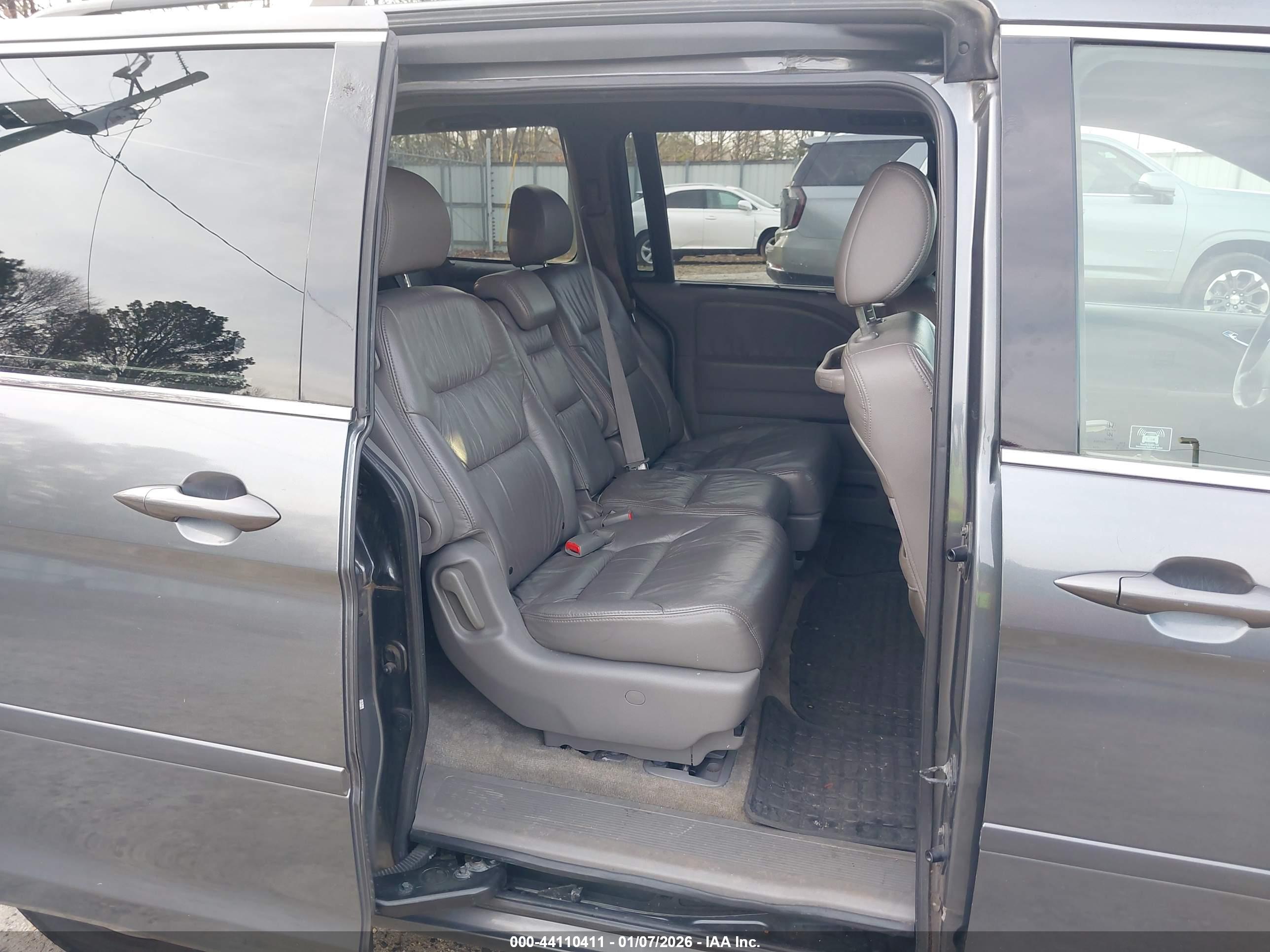 HONDA ODYSSEY image 8