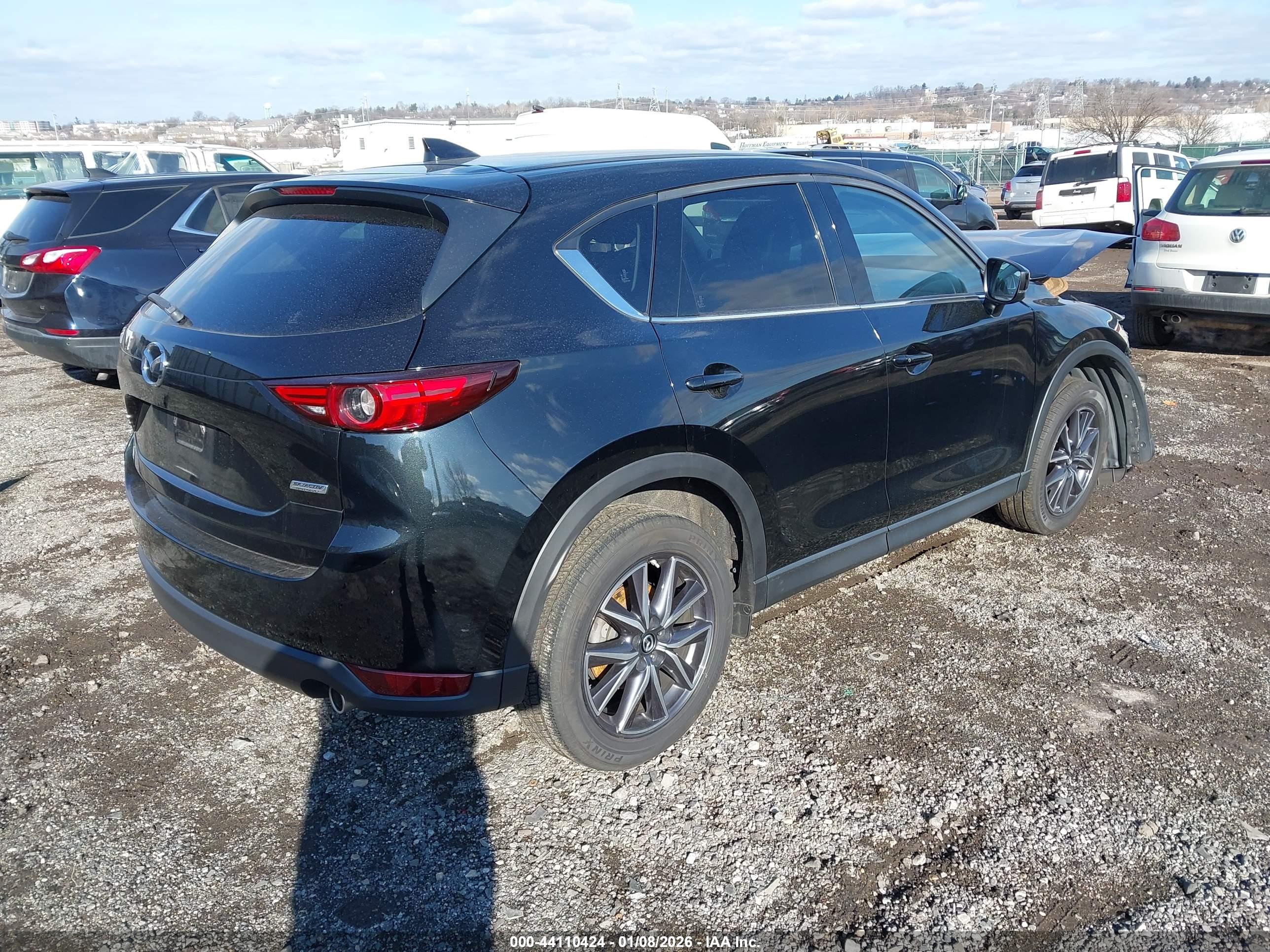 MAZDA CX-5 image 4