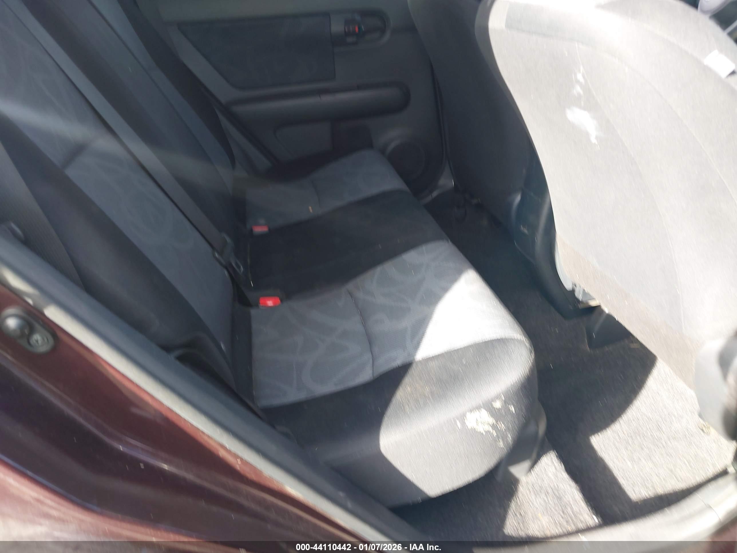 SCION XB image 8