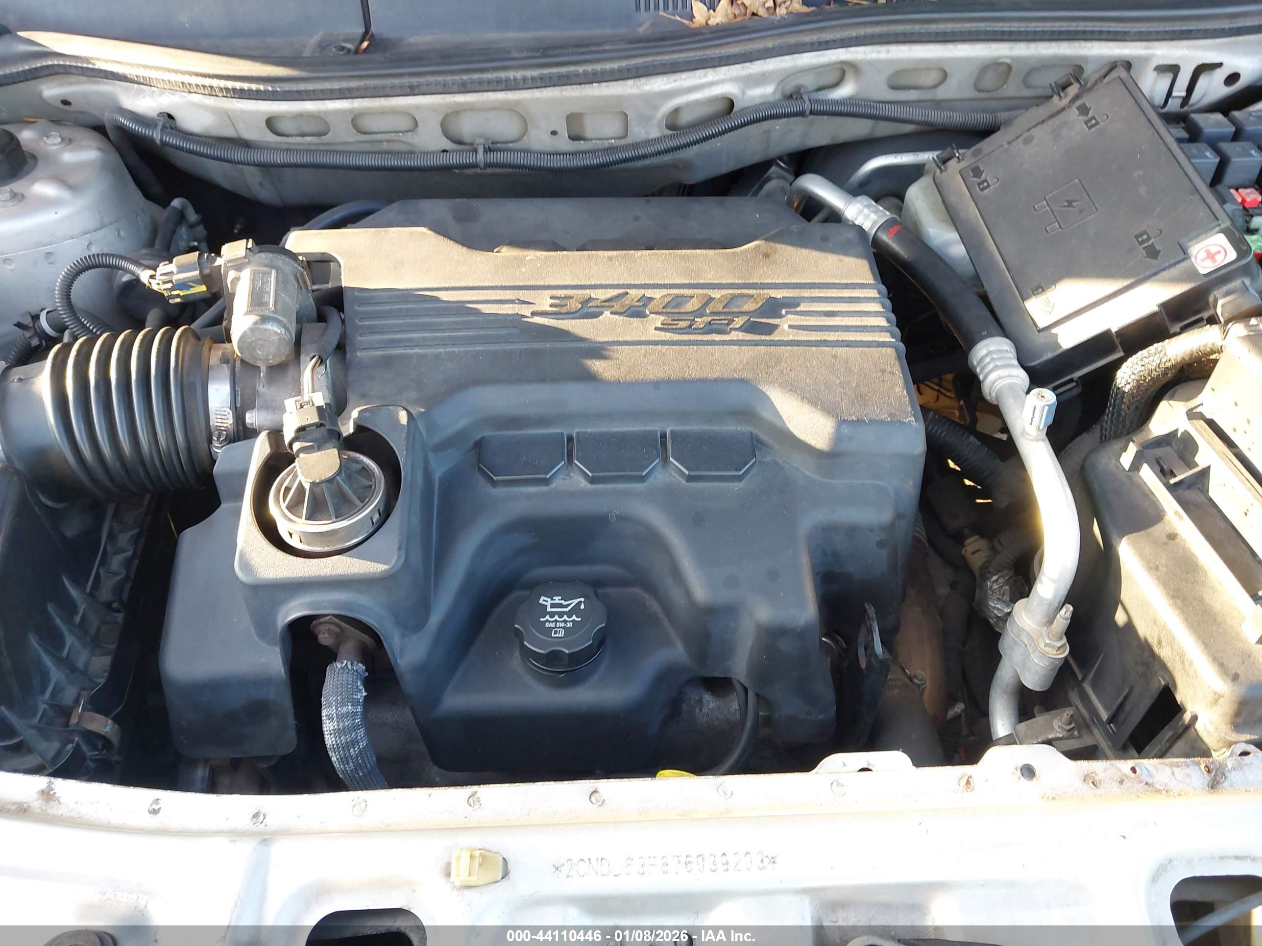 CHEVROLET EQUINOX image 10