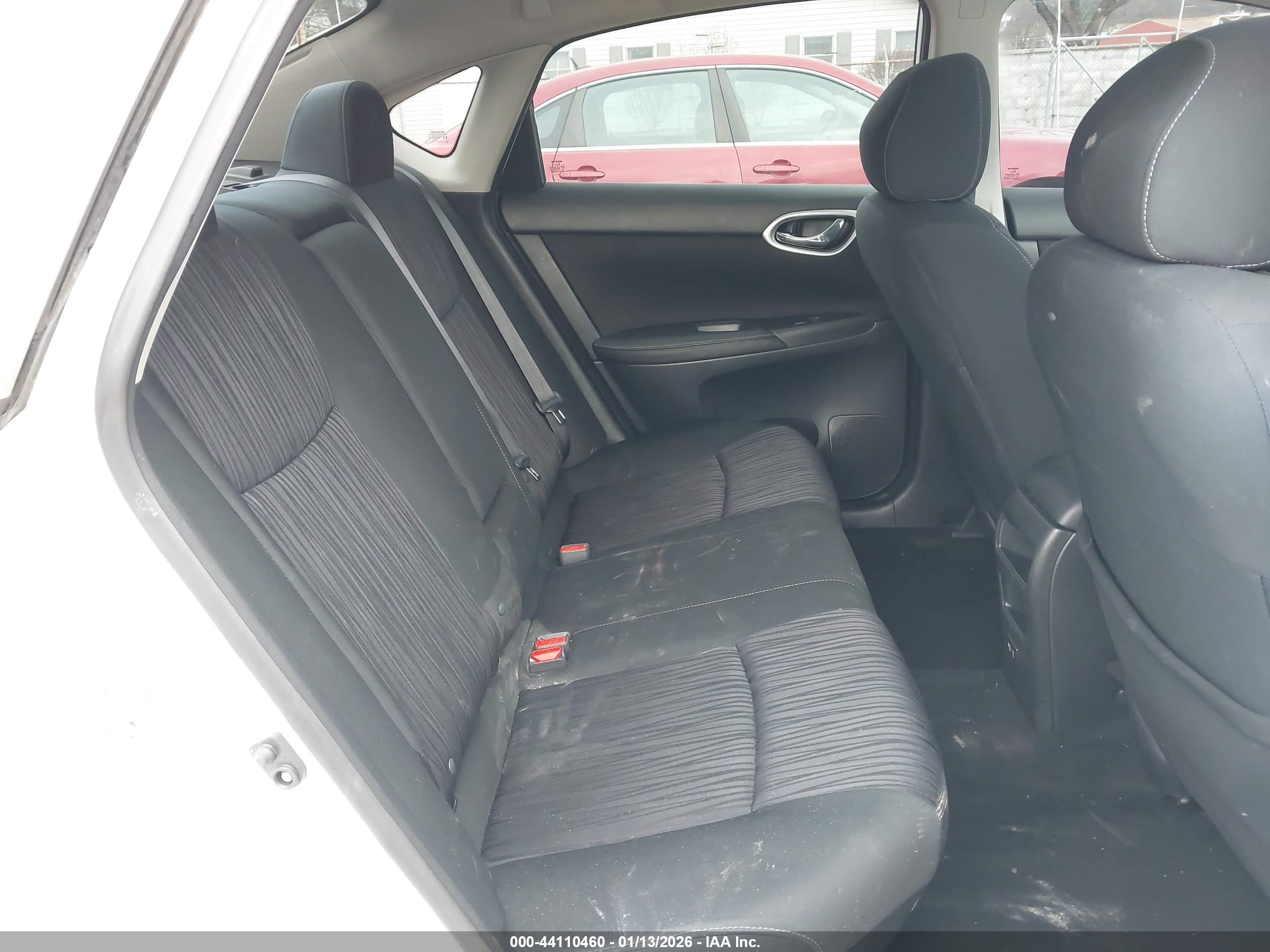 NISSAN SENTRA image 8