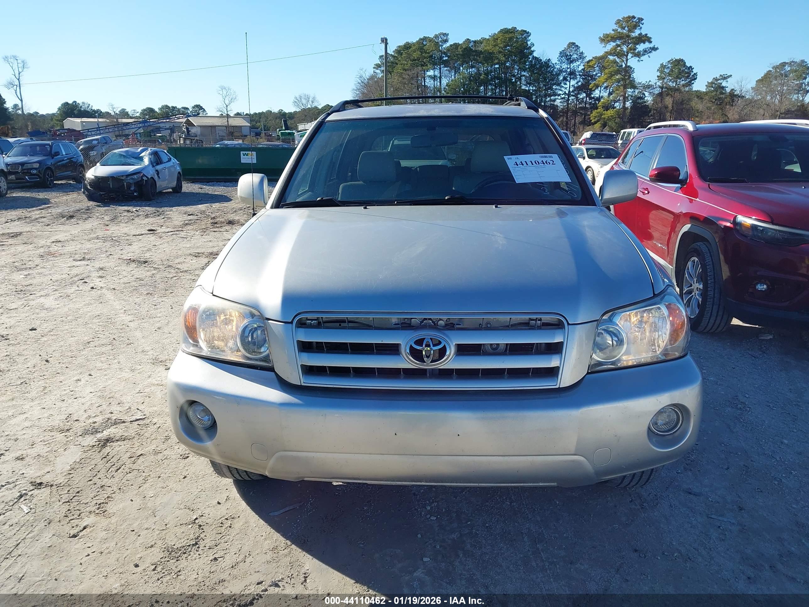 TOYOTA HIGHLANDER image 6