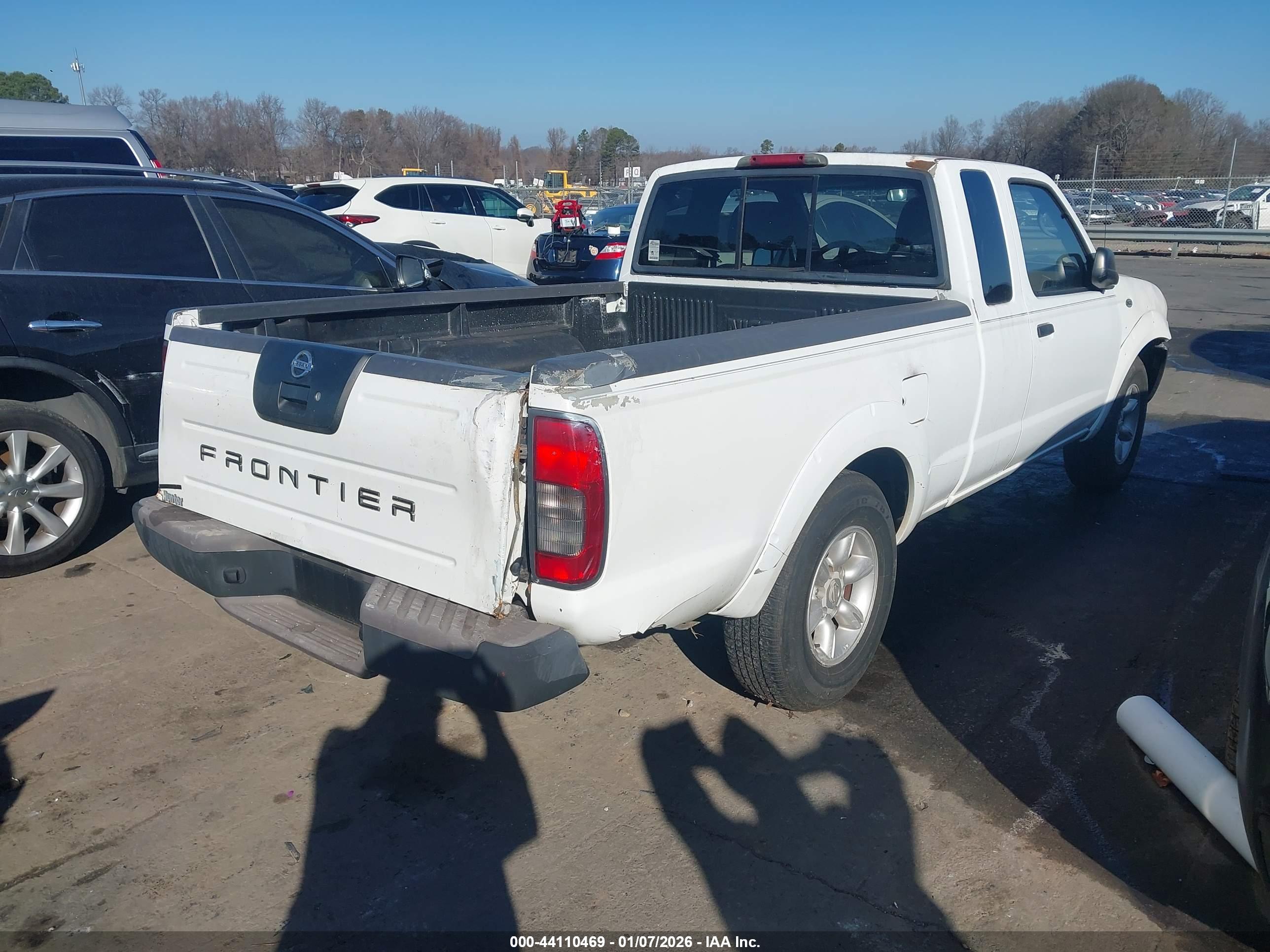 NISSAN FRONTIER image 4