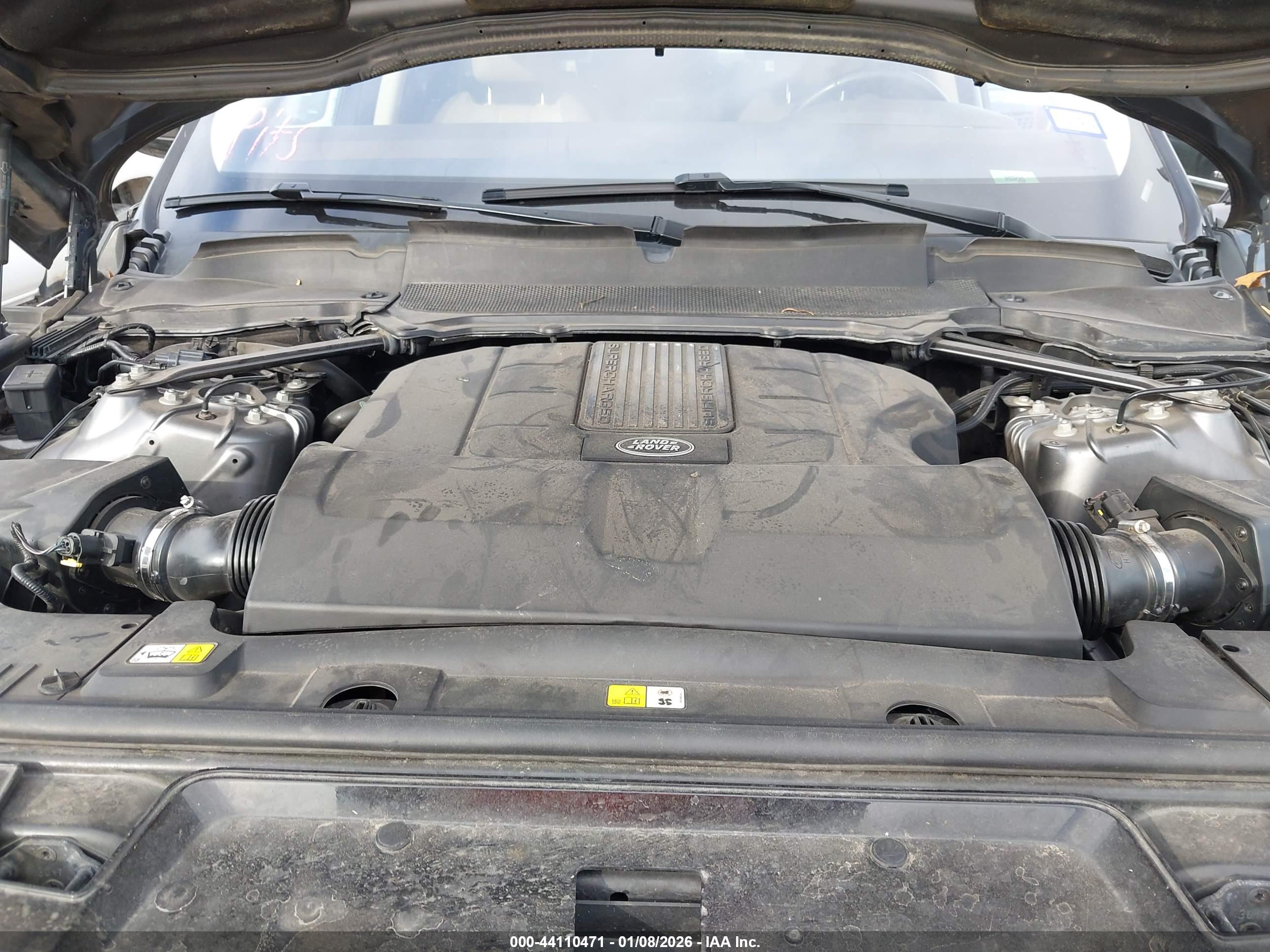 LAND ROVER image 10