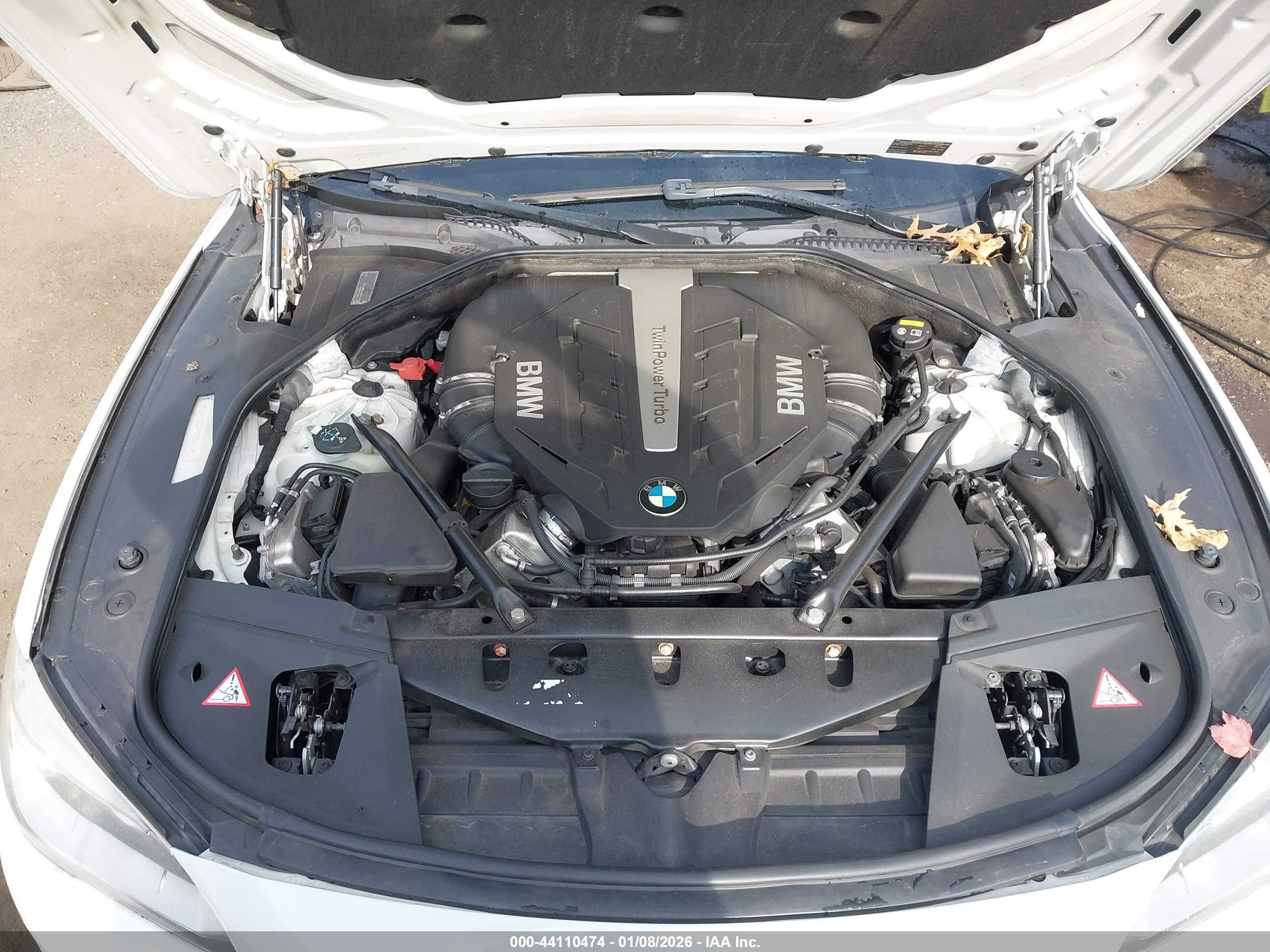 BMW 750LI image 10