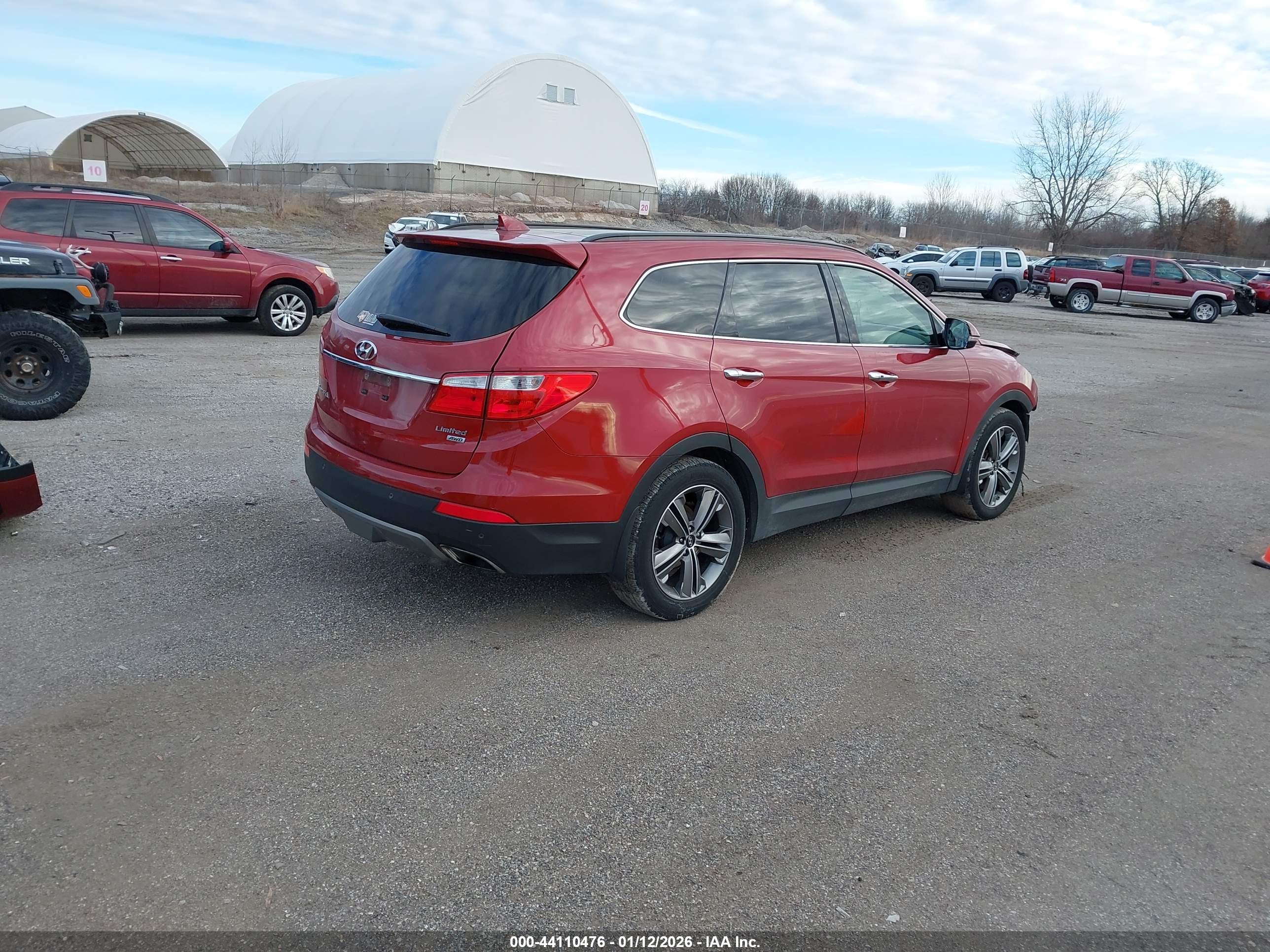 HYUNDAI SANTA image 4