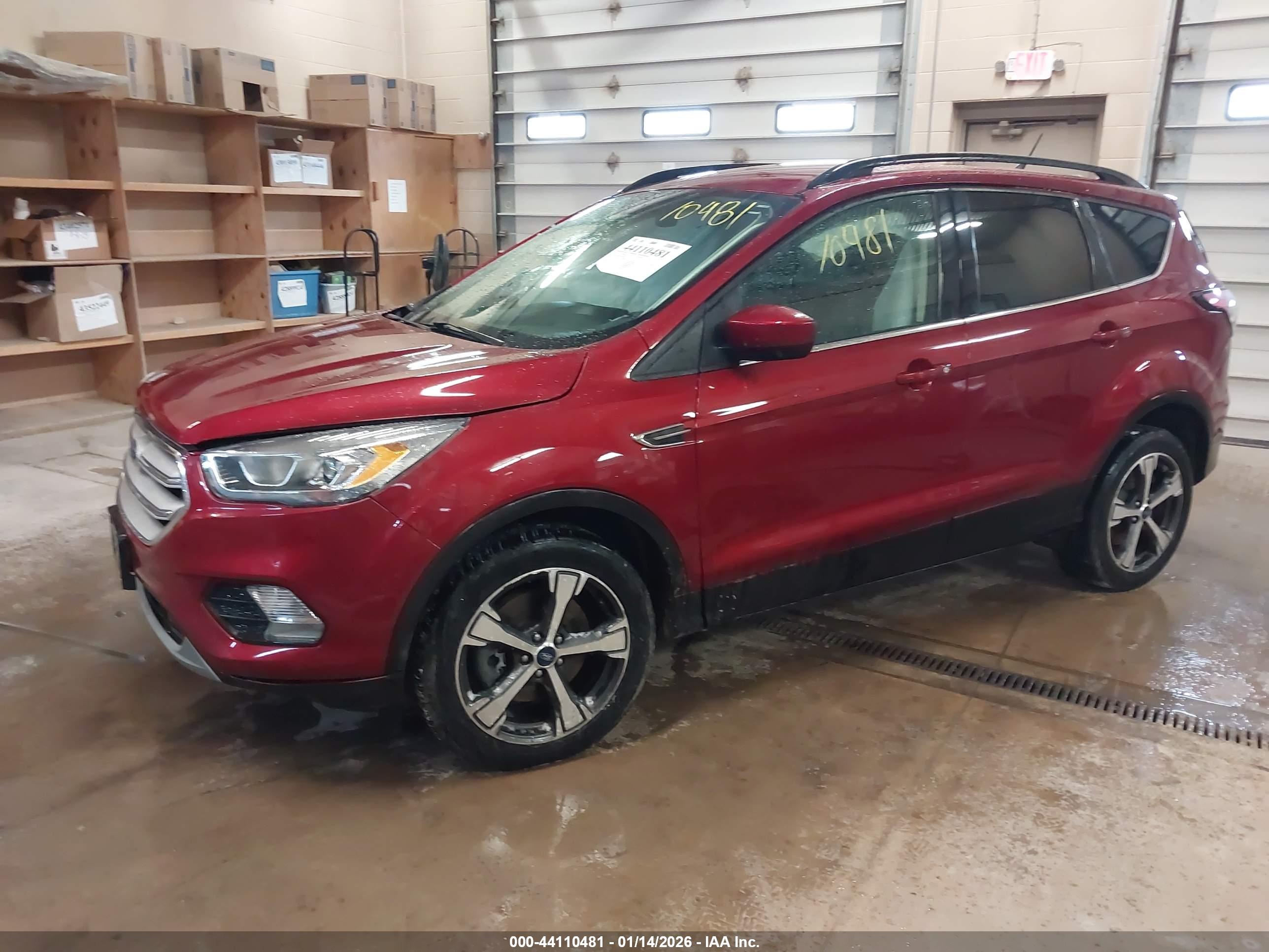 FORD ESCAPE image 2