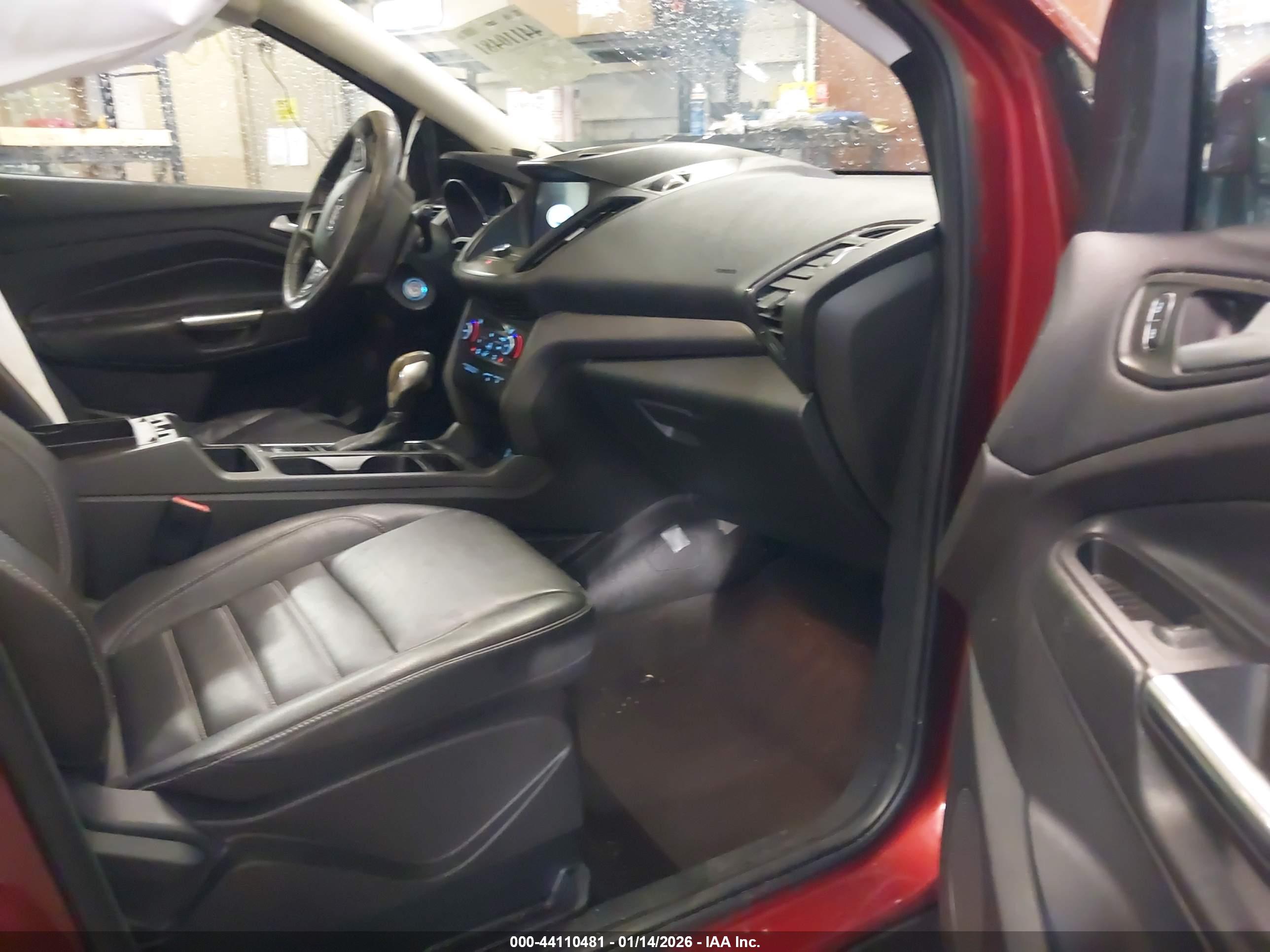 FORD ESCAPE image 5