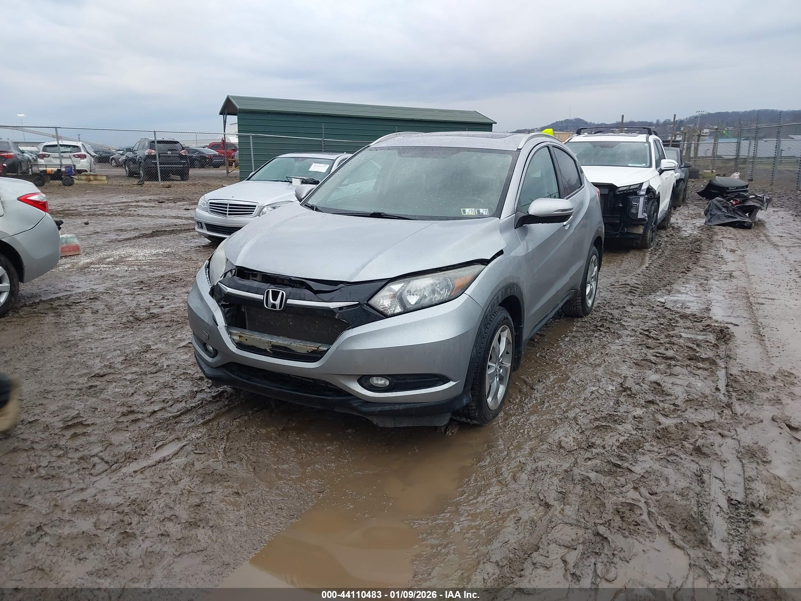 HONDA HR-V image 2